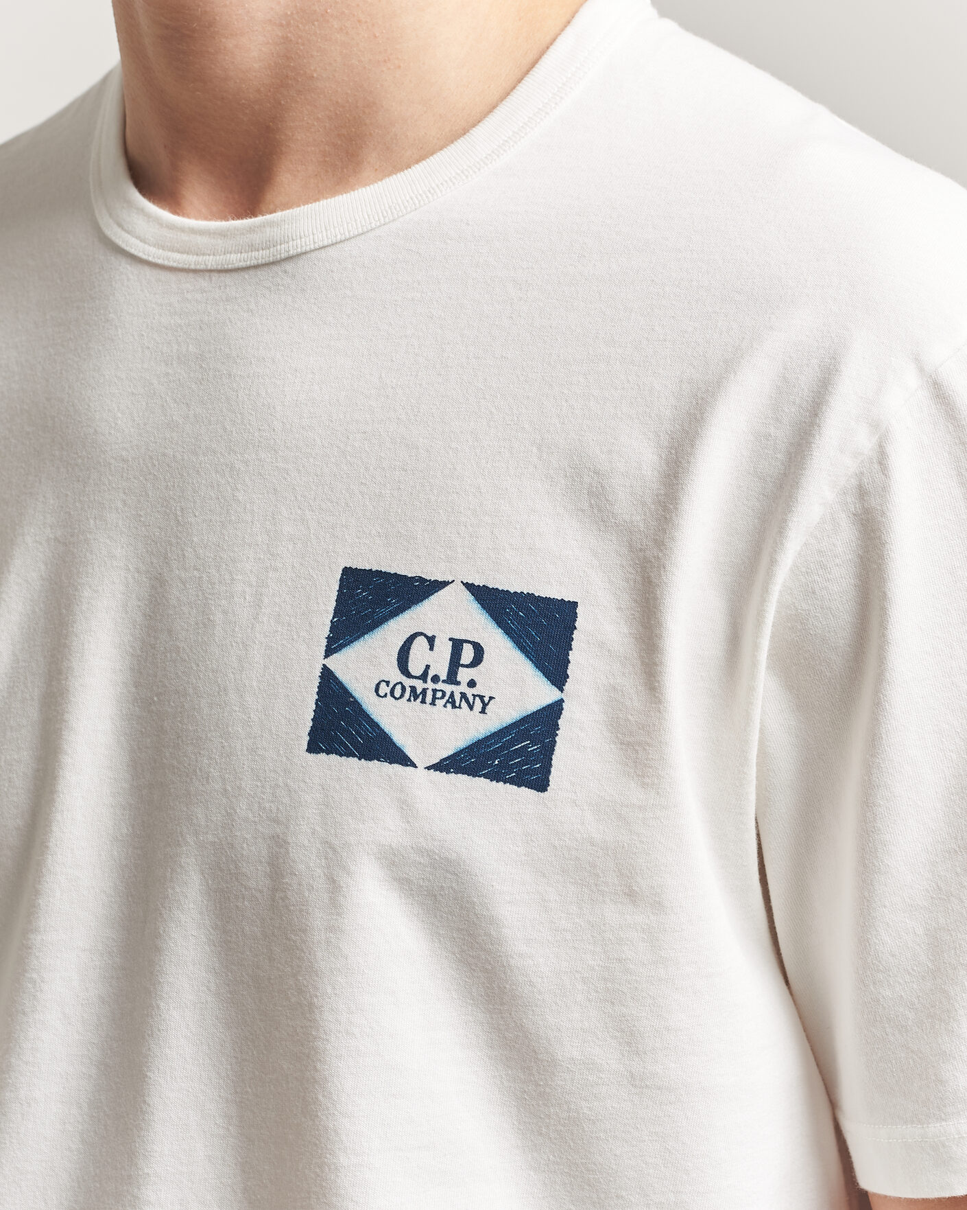 Herr | T-Shirts | C.P. Company | Cotton Jersey Back Print T-Shirt White