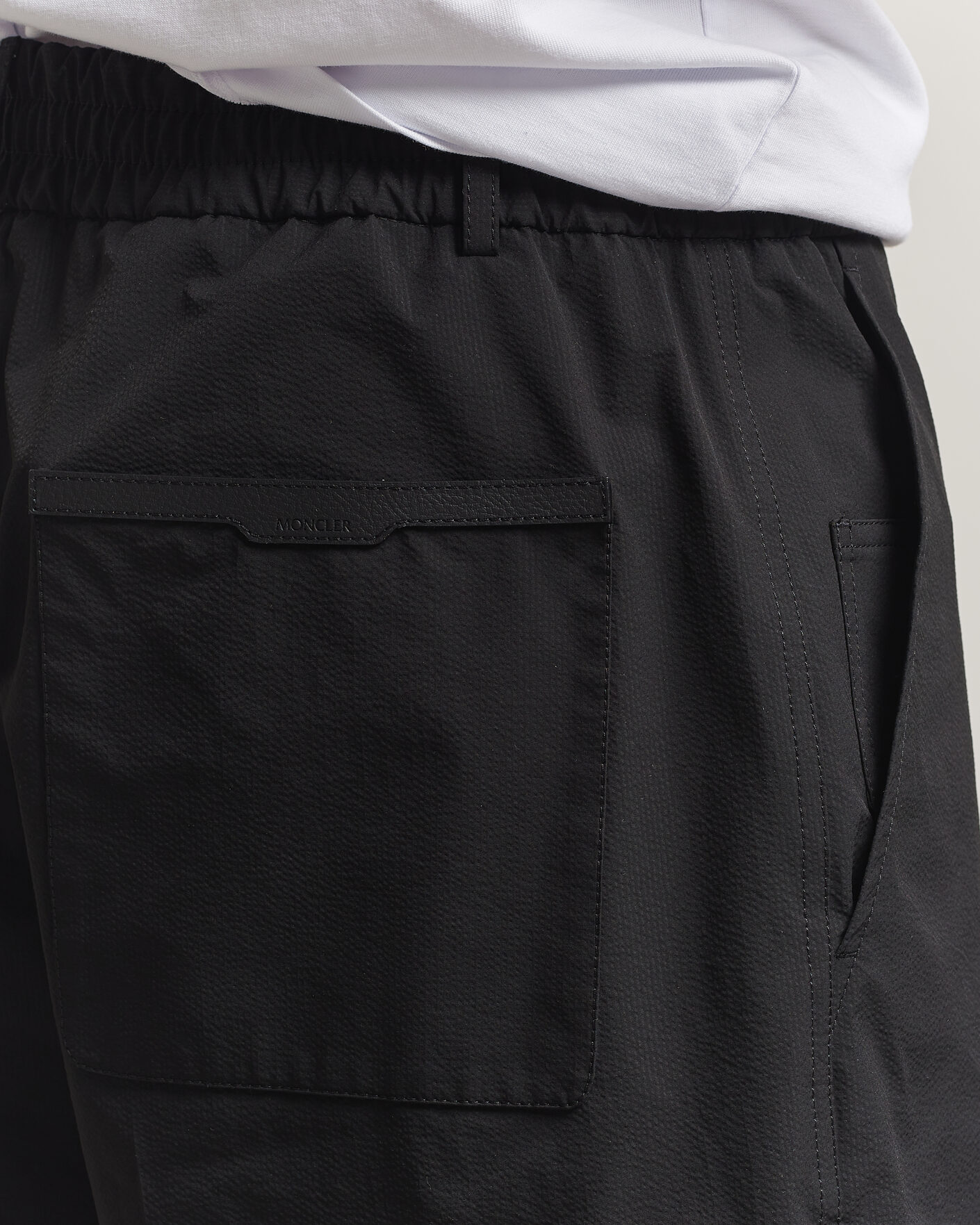 Herr | Shorts | Moncler | Lightweight Seersucker Shorts Black