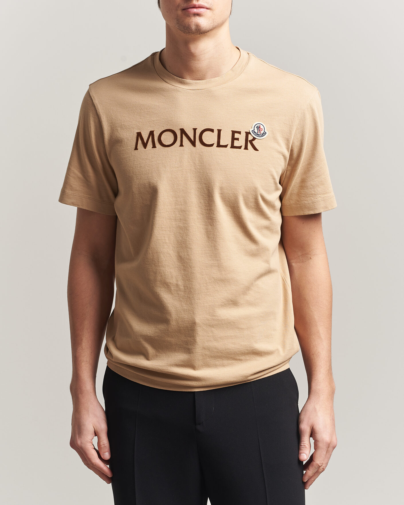 Herr | T-Shirts | Moncler | Lettering Logo T-Shirt Beige