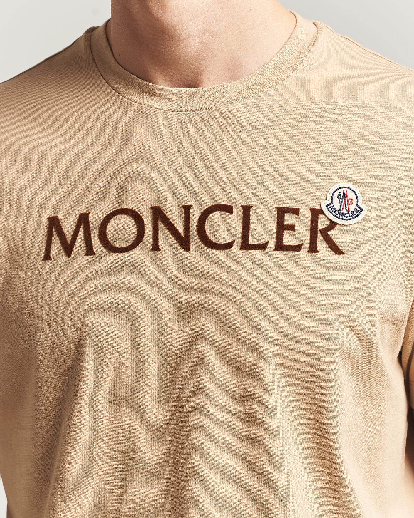 Herr | T-Shirts | Moncler | Lettering Logo T-Shirt Beige