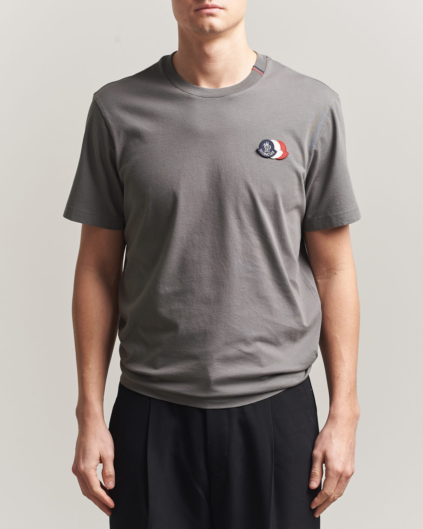 Herr | T-Shirts | Moncler | Tricolore Logo T-Shirt Grey