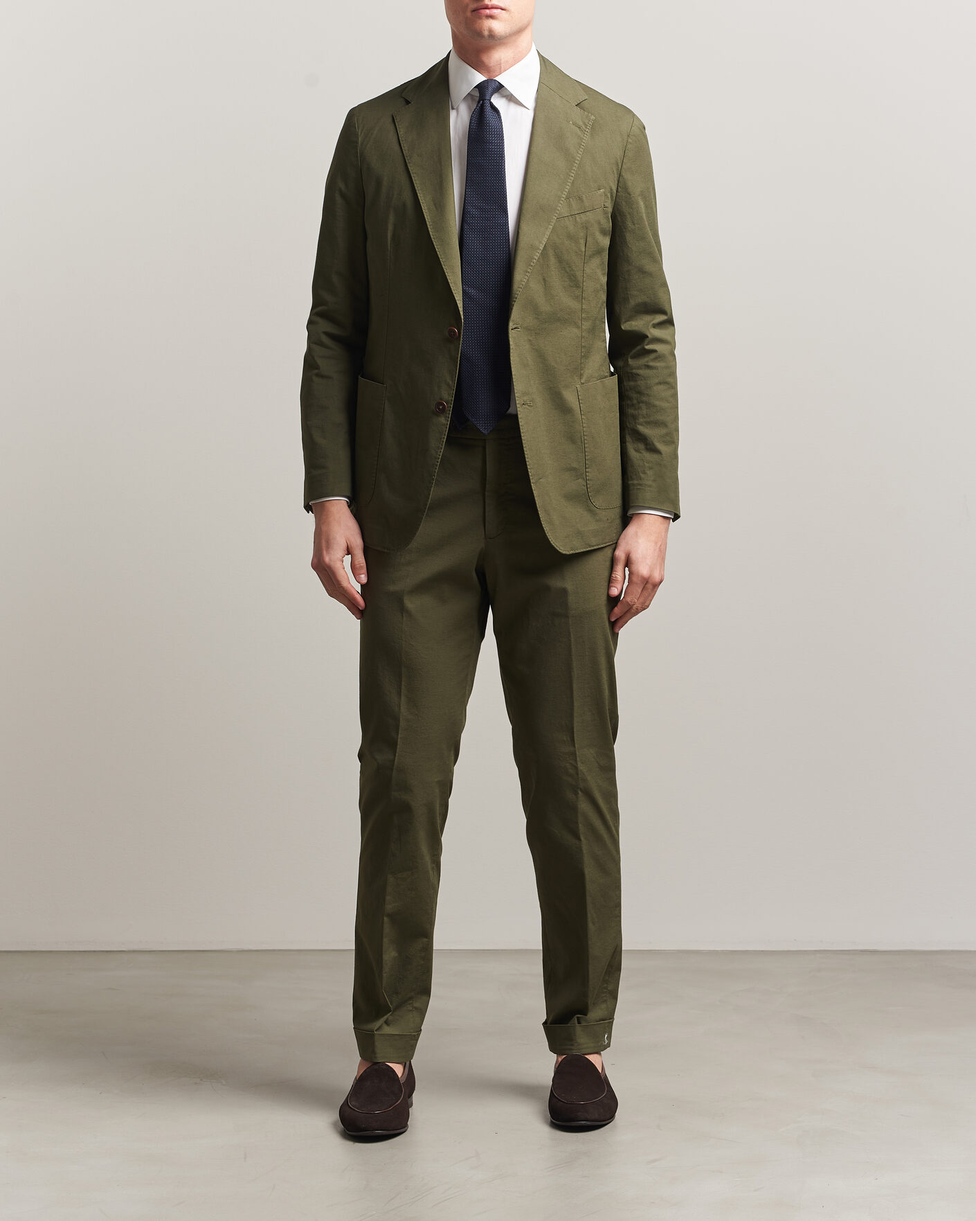 Herr | Byxor | Morris | Jack Washed Cotton Trousers Olive