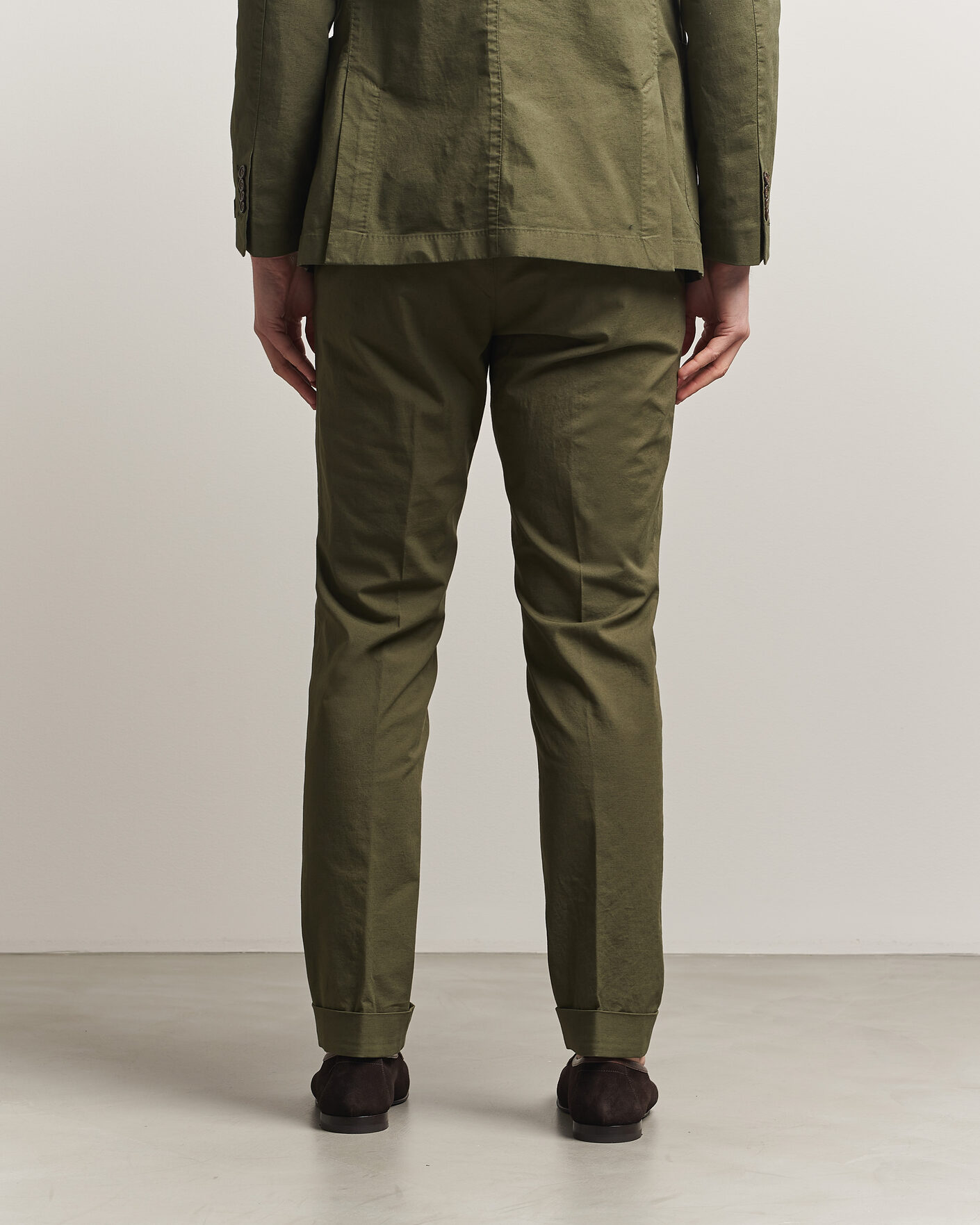 Herr | Byxor | Morris | Jack Washed Cotton Trousers Olive
