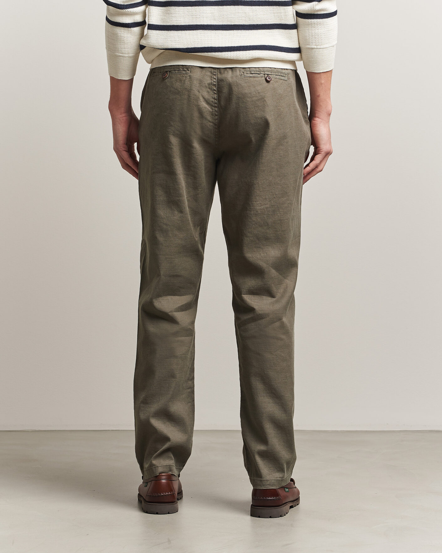 Herr | Byxor | Morris | Fenix Linen Trousers Olive