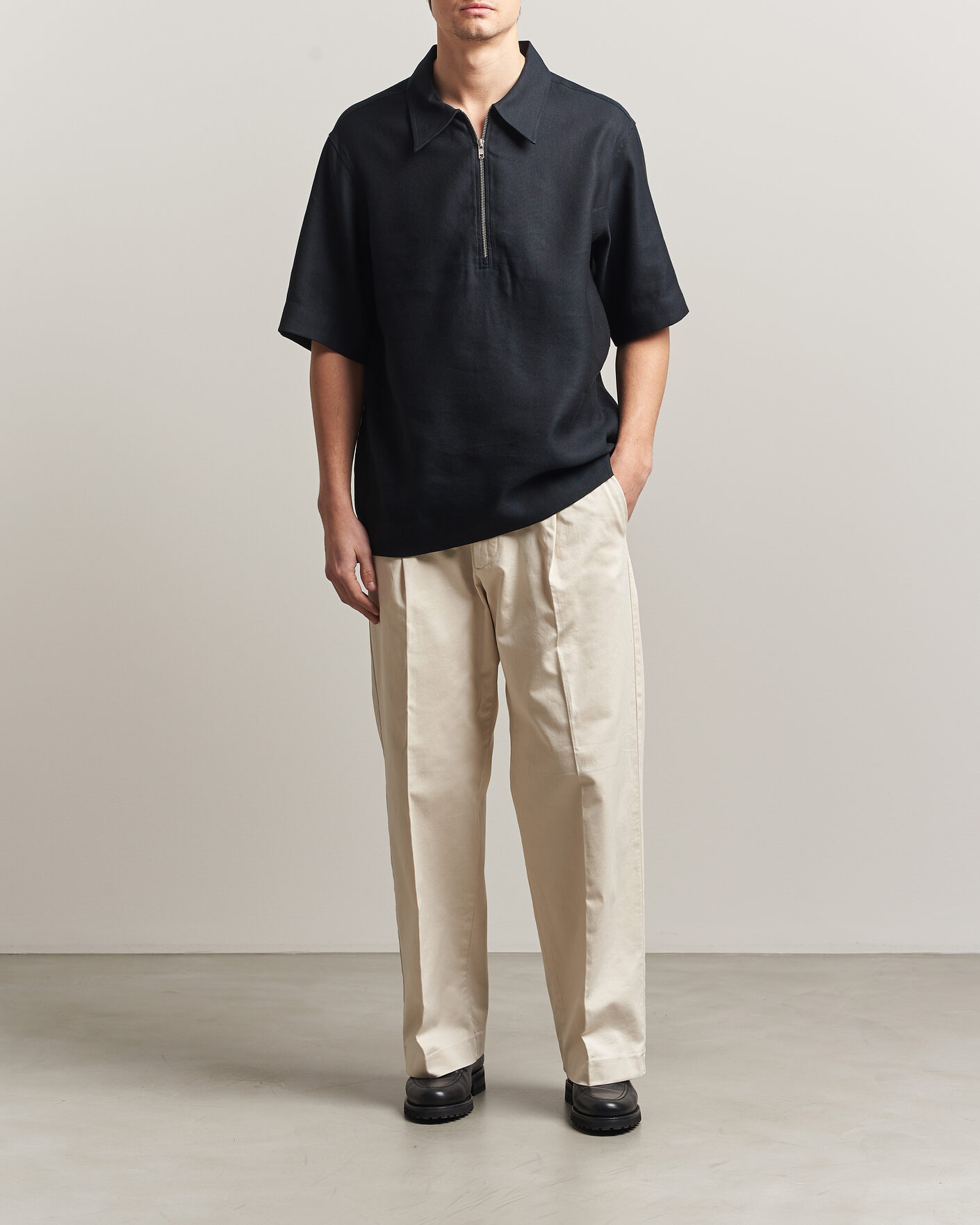 Herr | Pikéer | NN07 | Bruno Linen/Viscose Half Zip Polo Black