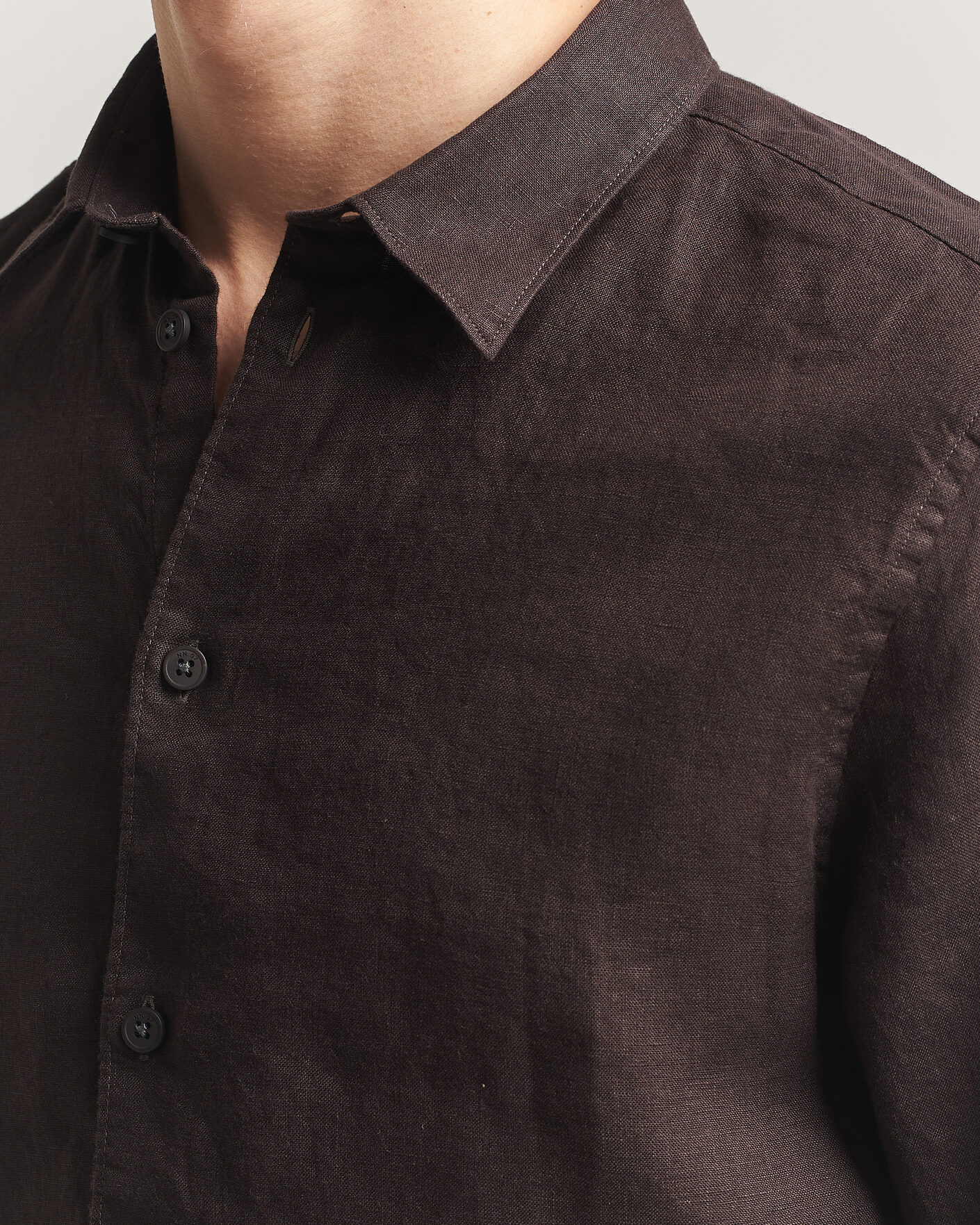 Herr | Skjortor | NN07 | Enzo Linen Shirt Deep Truffle