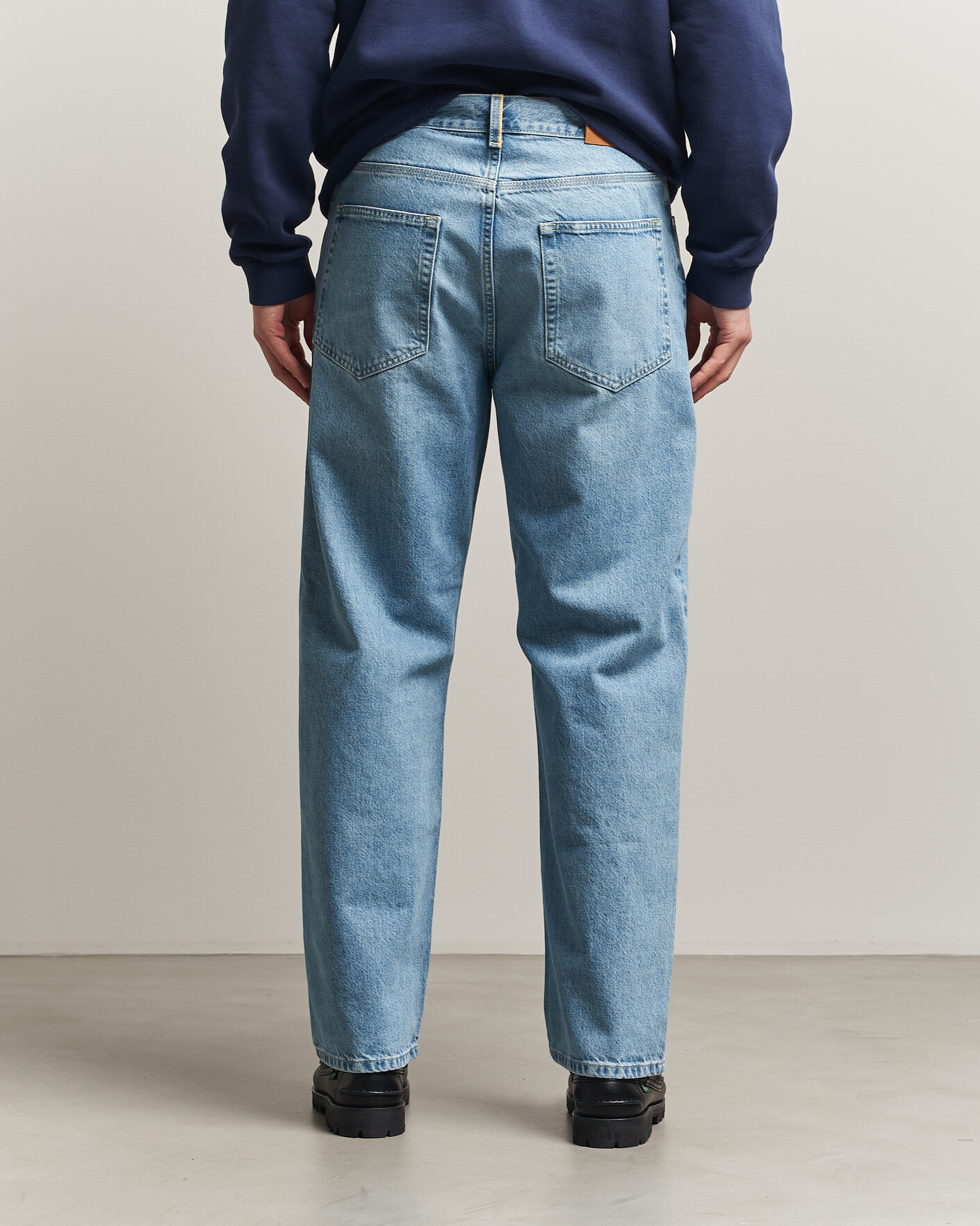 Herr | Skjortor | NN07 | Otis Loose Fit Selvedge Jeans Light Blue