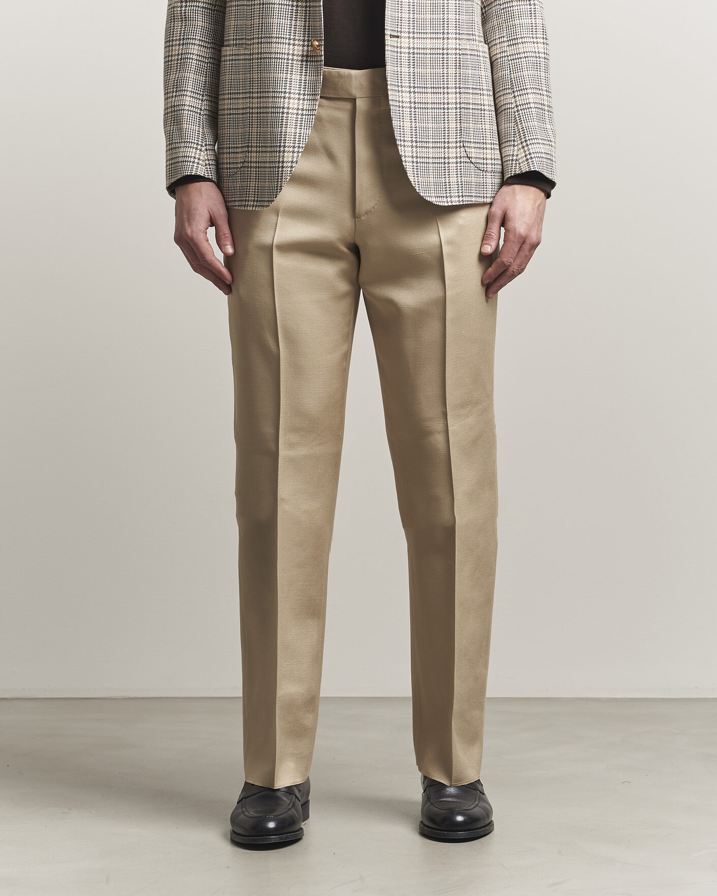 Herr | Byxor | Lardini | Palu Straight Fit Viscose/Silk Trousers Beige