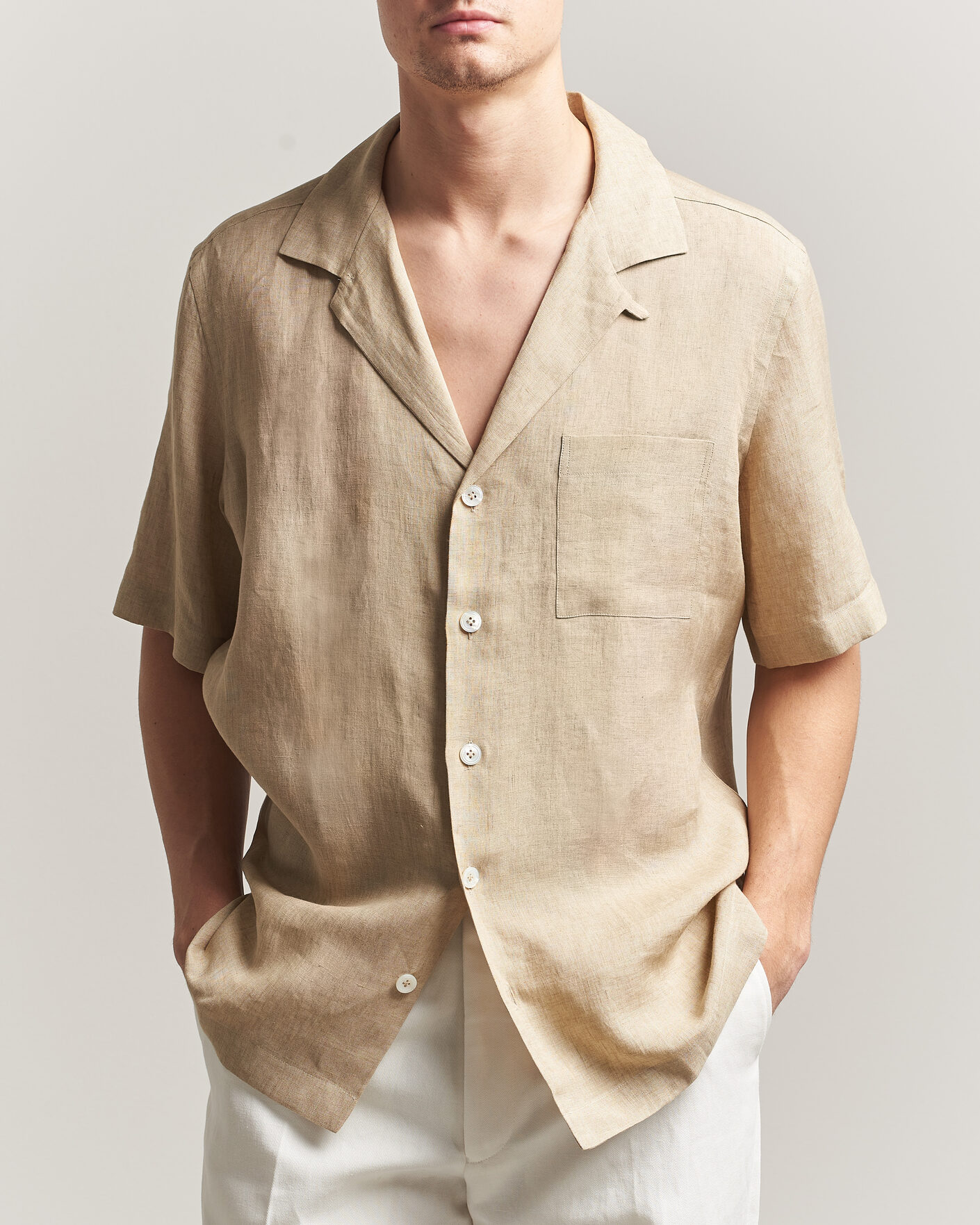 Herr | Skjortor | Lardini | Klop Short Sleeve Linen Resort Shirt Beige