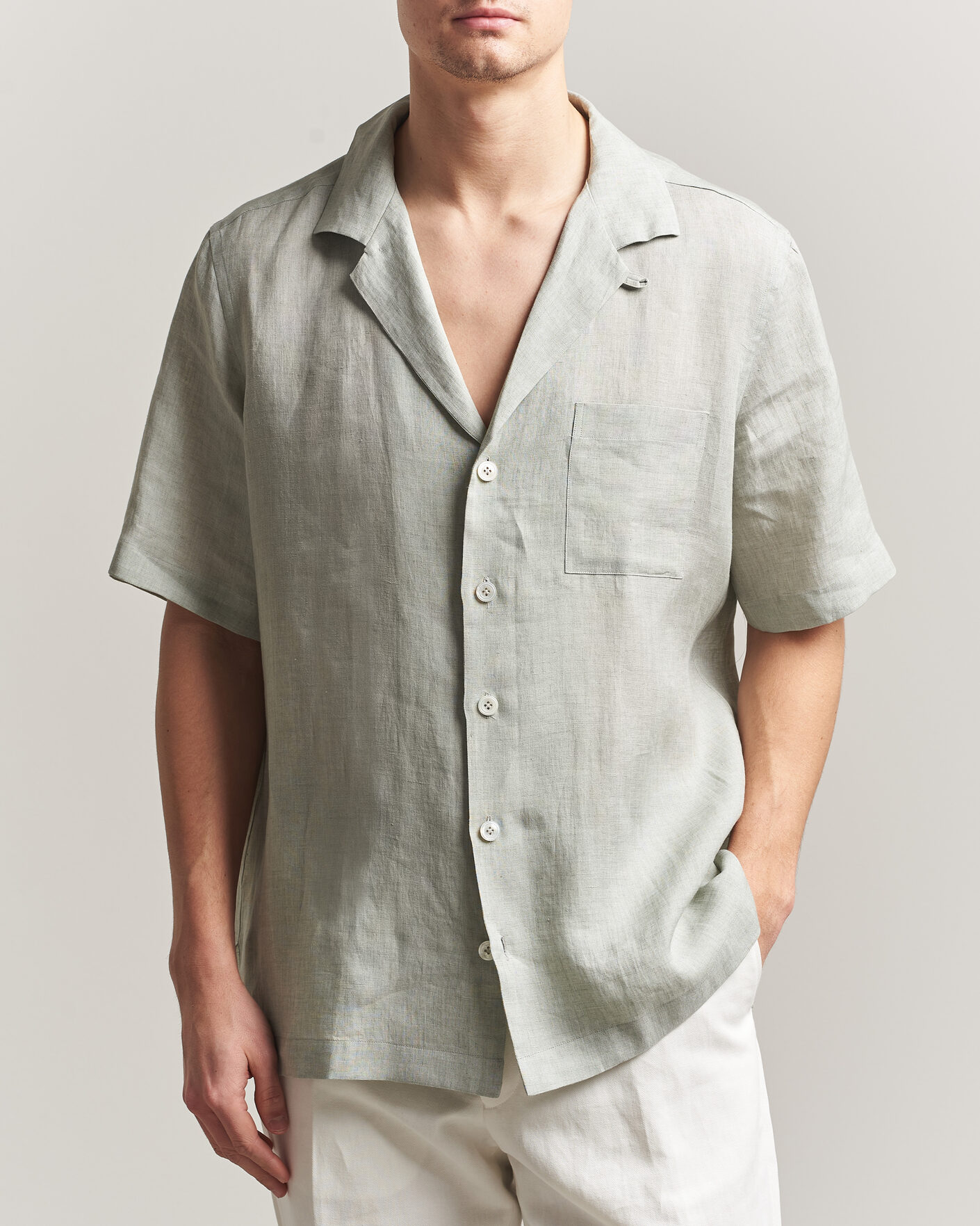 Herr | Skjortor | Lardini | Klop Short Sleeve Linen Resort Shirt Light Green