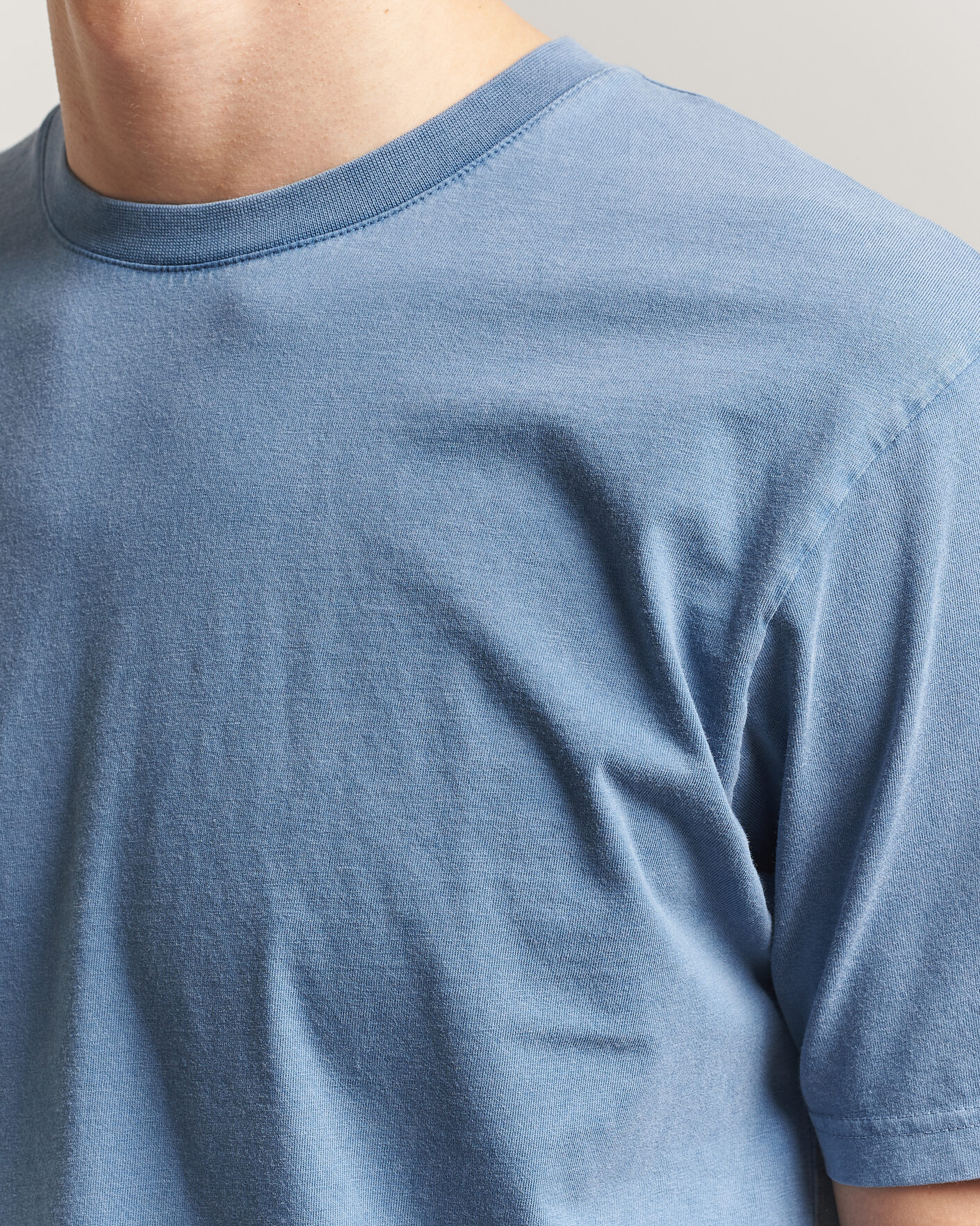 Herr | T-Shirts | Colorful Standard | Classic Organic T-Shirt Faded Indigo
