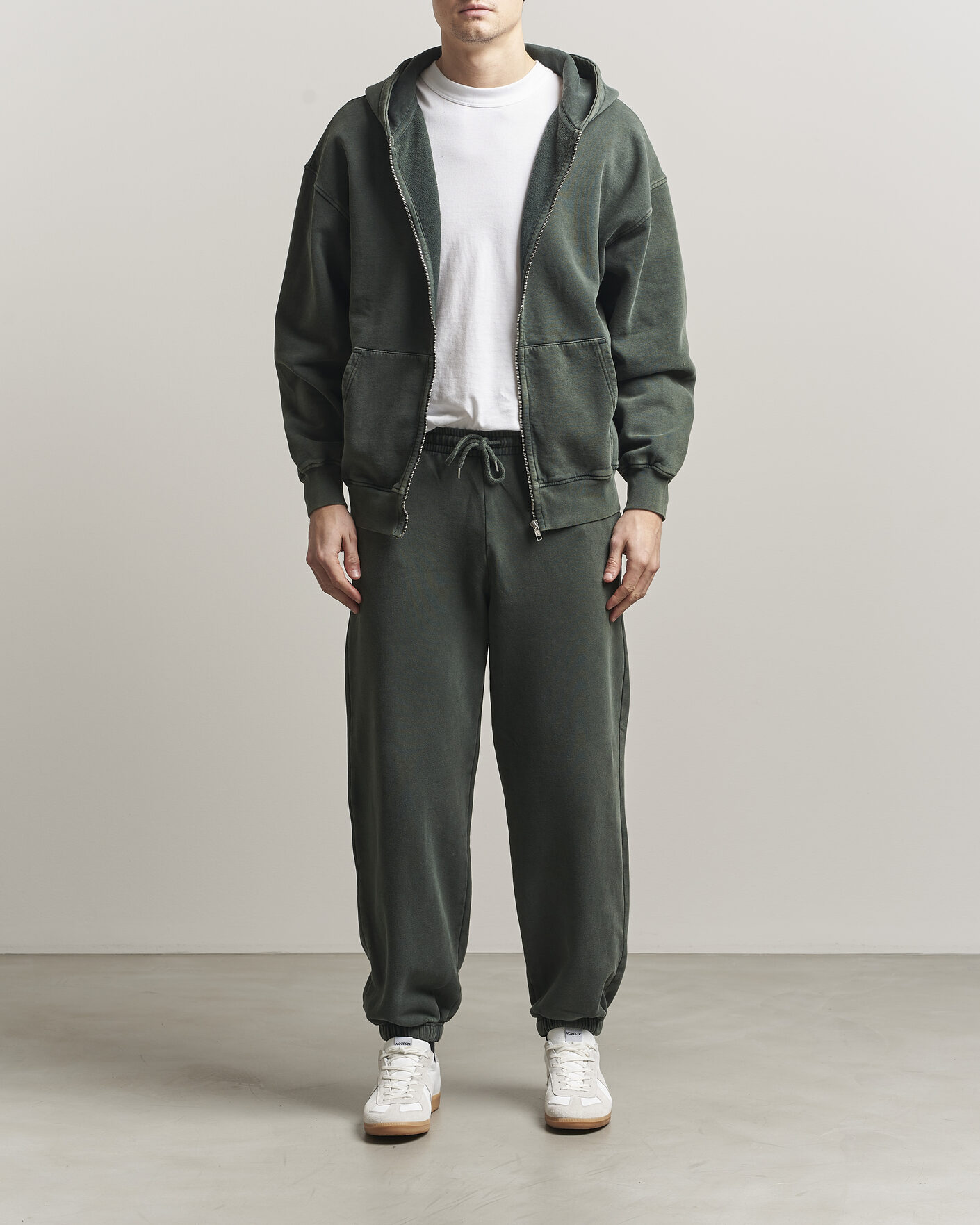 Herr | Byxor | Colorful Standard | Classic Organic Sweatpants Midnight Forest