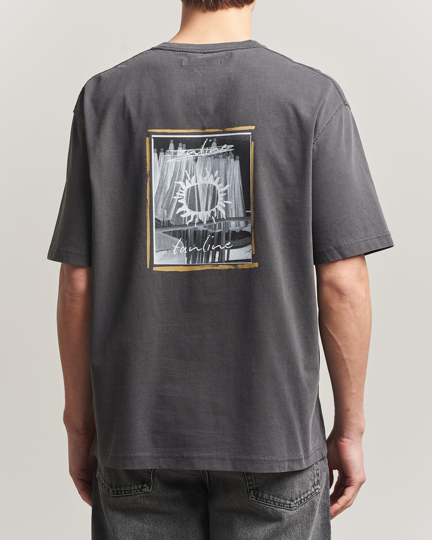 Herr | T-Shirts | Samsøe Samsøe | Gergei Printed Crew Neck T-Shirt Washed Black