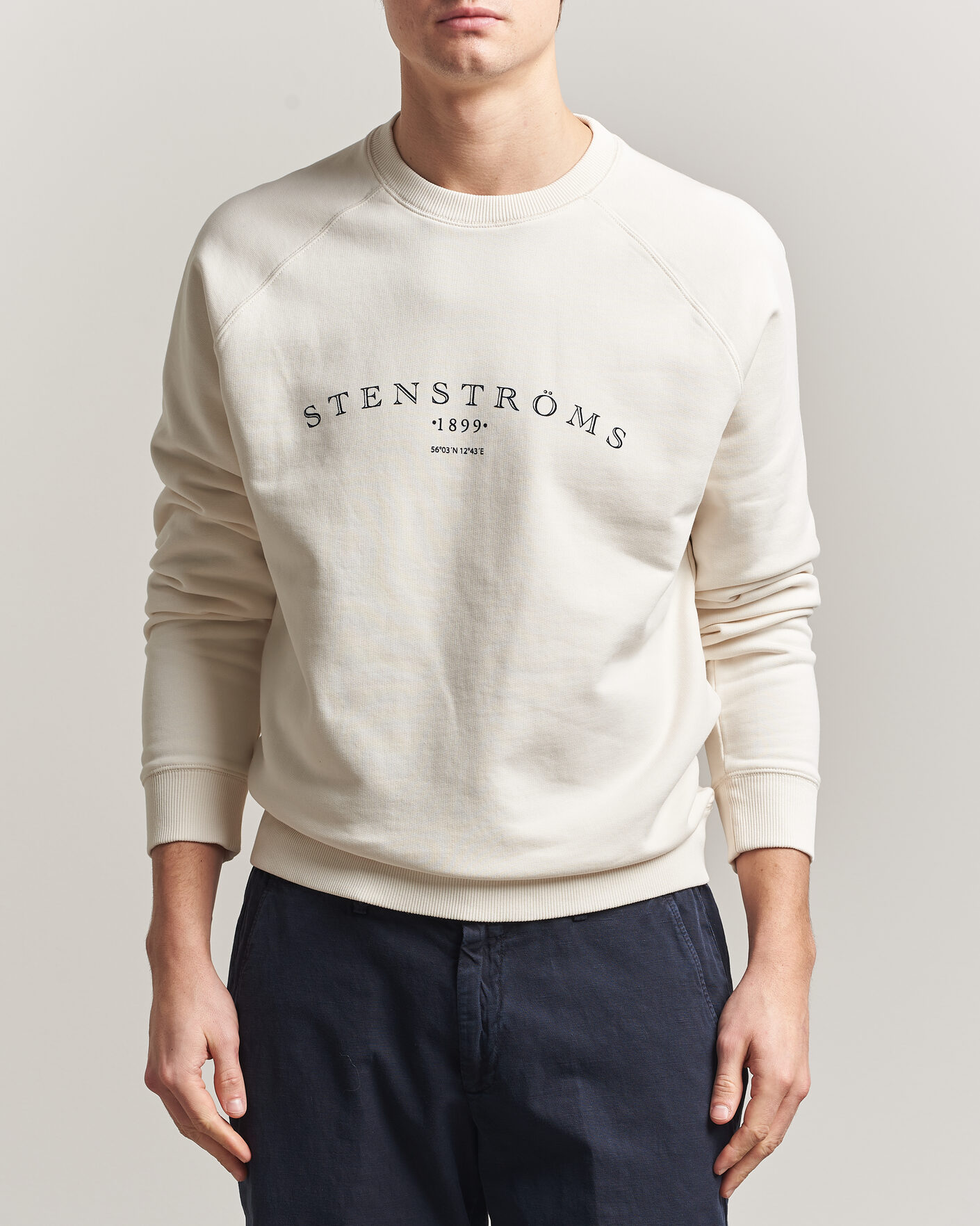 Herr | Tröjor | Stenströms | Raglan Crew Logo Sweater White