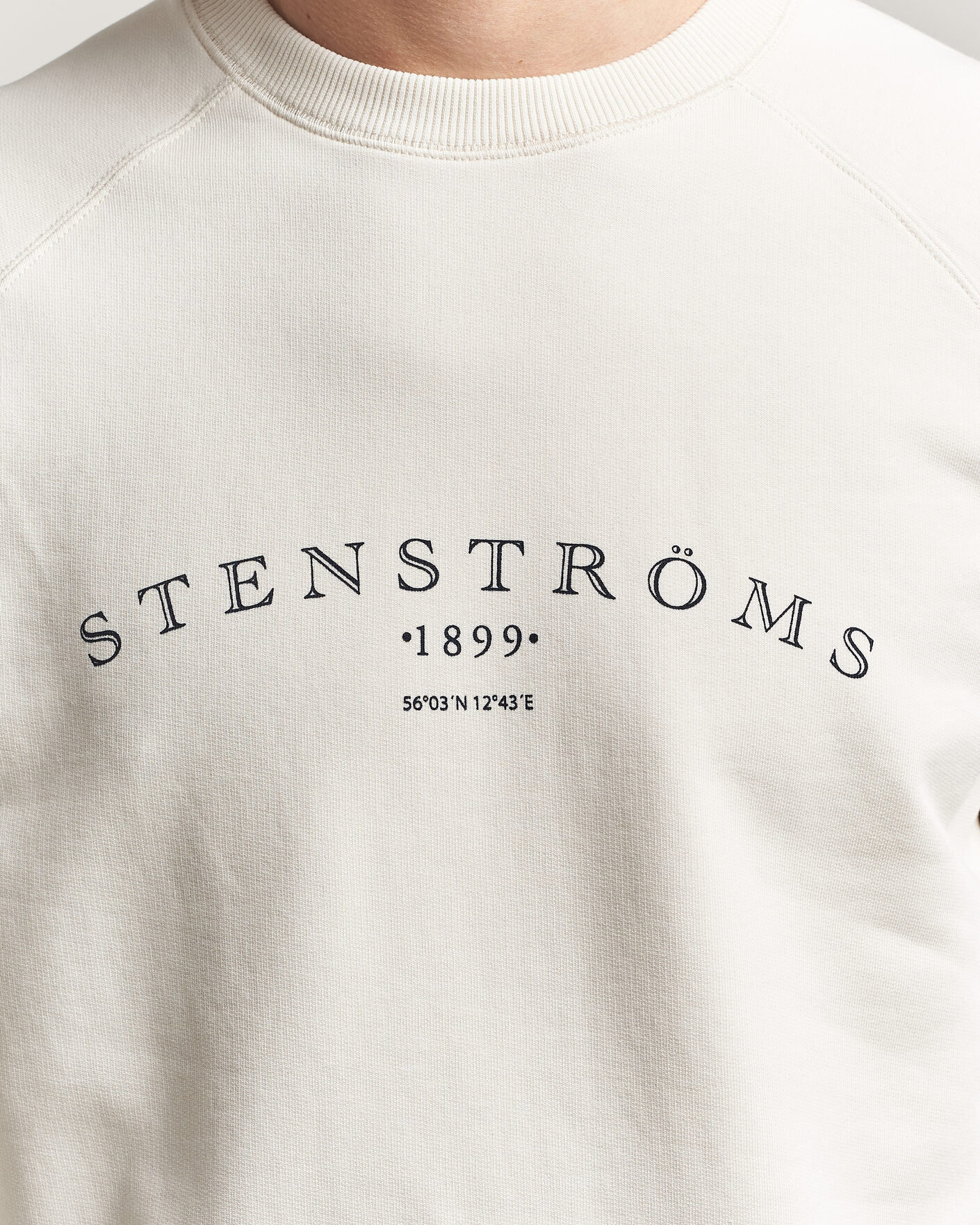 Herr | Tröjor | Stenströms | Raglan Crew Logo Sweater White