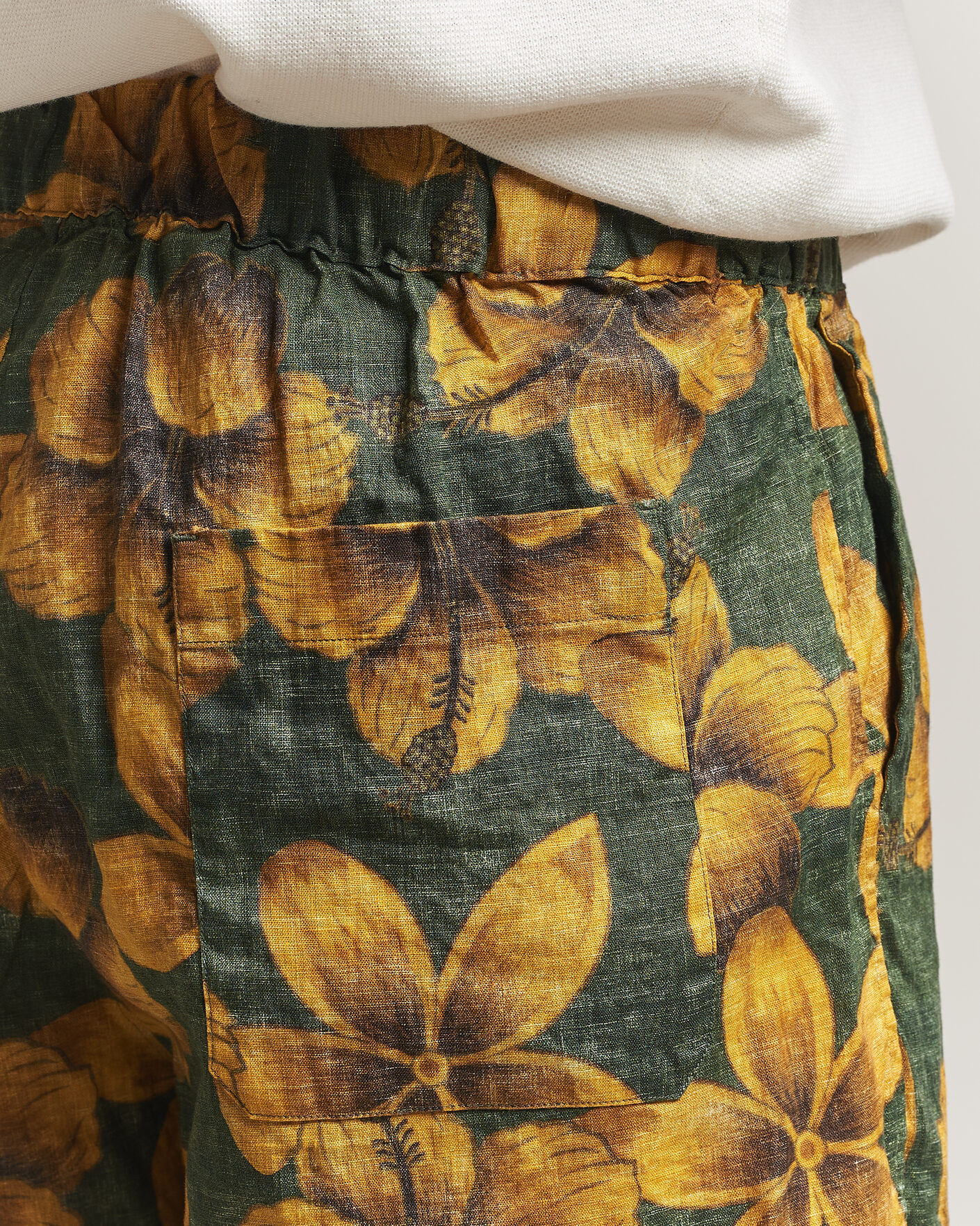 Herr | Shorts | Stenströms | Flower Printed Linen Shorts Green