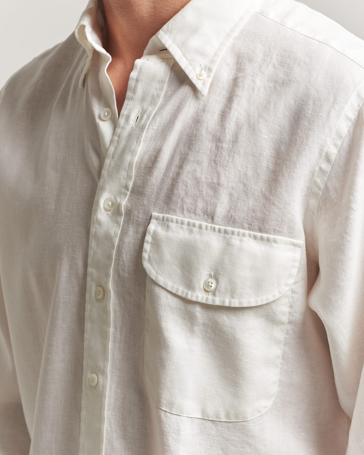 Herr | Skjortor | Drake's | Linen Button Down Curved Pocket Shirt White