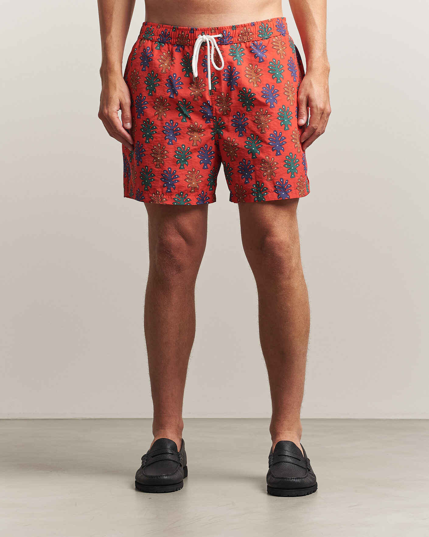 Herr | Badbyxor | Drake's | Trees Drawstring Swimshorts Tomato