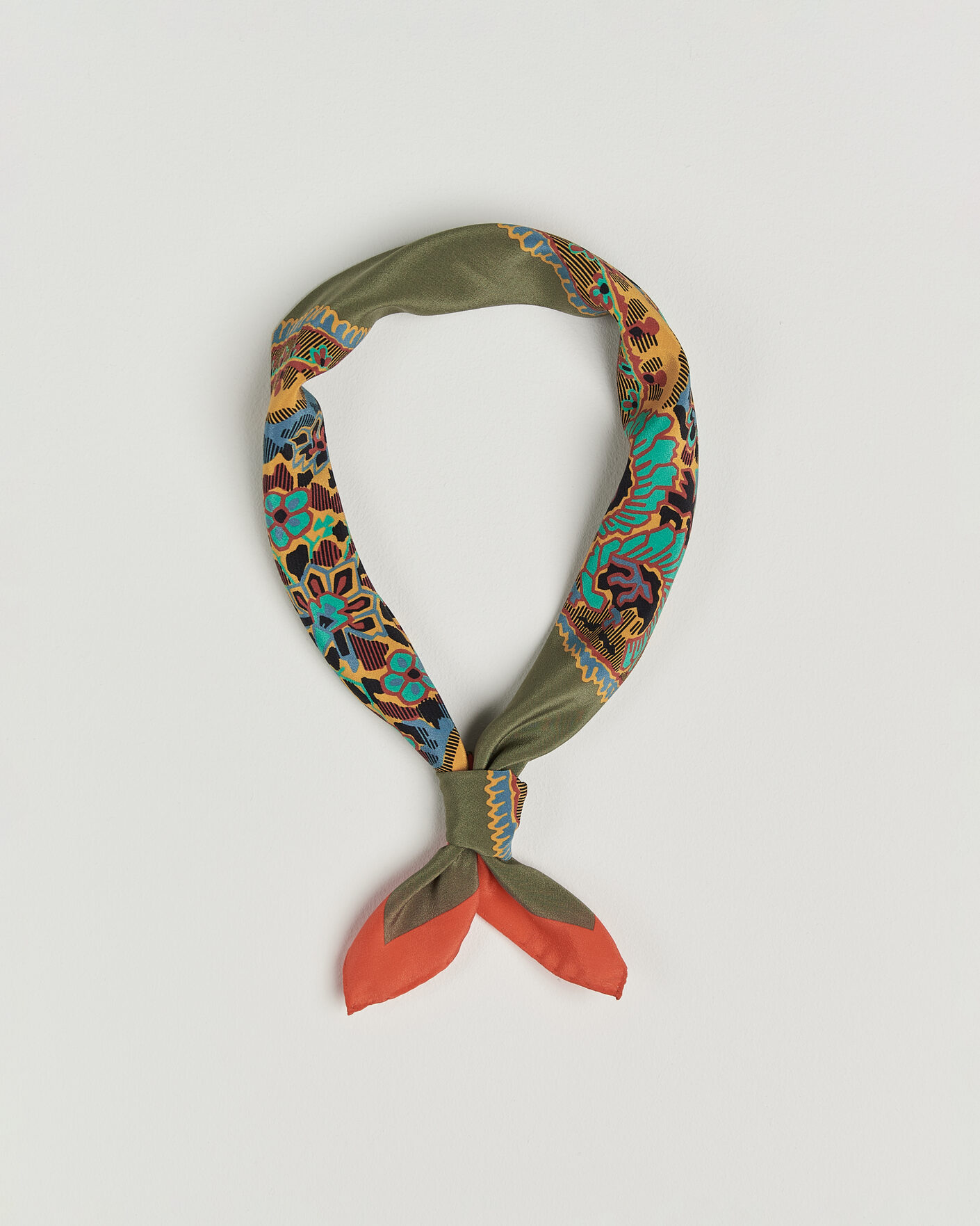 Herr | Scarves | Drake's | Paisley Print Crepe Silk Bandana Olive