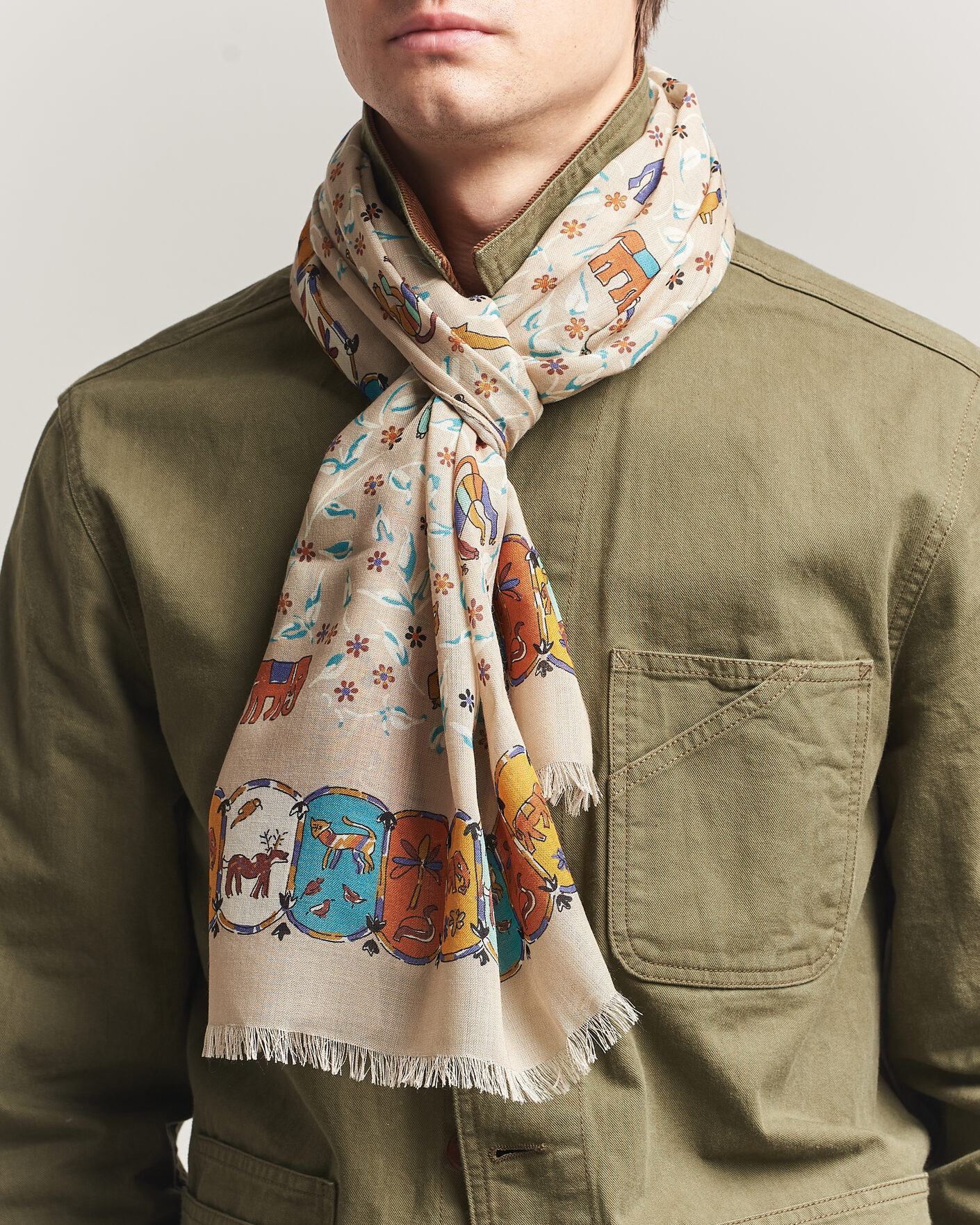 Herr | Drake's Loose Animal Wool/Silk Print Scarf Beige | Drake's | Loose Animal Wool/Silk Print Scarf Beige
