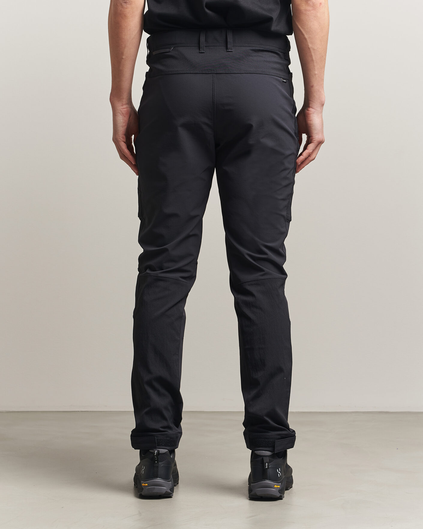 Herr | Byxor | Haglöfs | Alert Mid Pants True Black