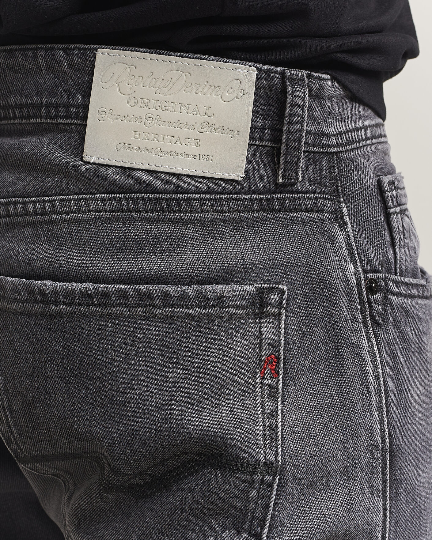 Herr | Jeans | Replay | Rocco Comfort Fit Original Jeans Washed Black