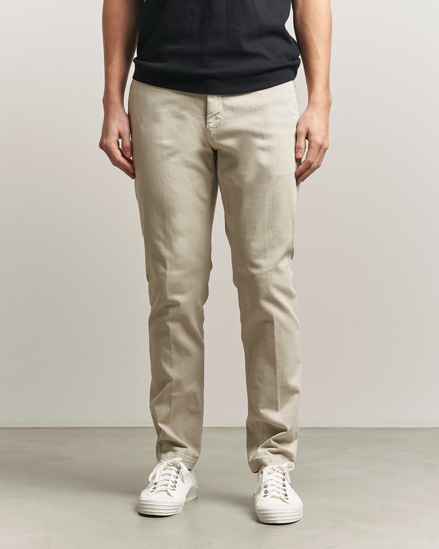 Herr | Byxor | Replay | Benni Hyperflex X-Lite Chinos Ivory