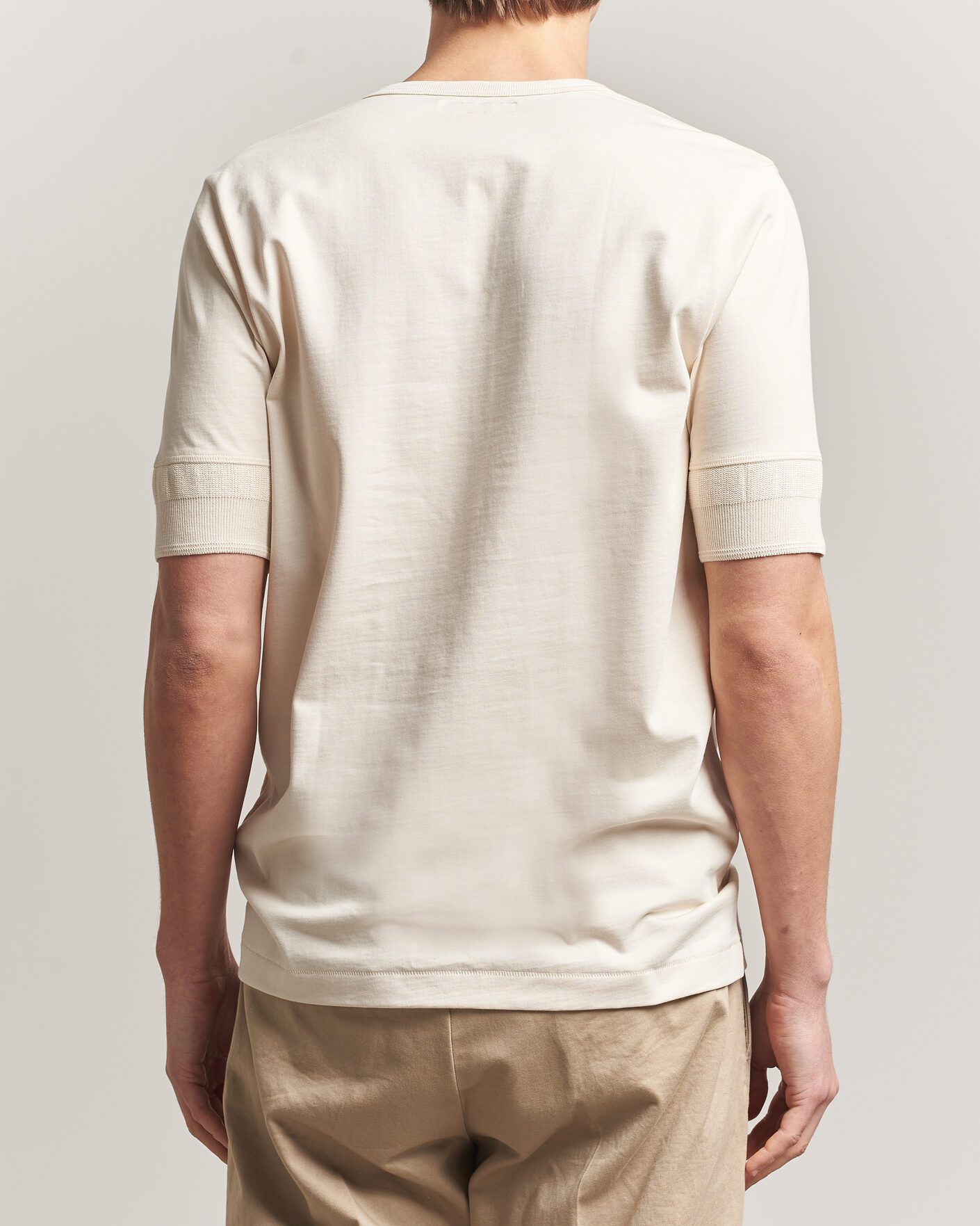 Herr | T-Shirts | Merz b. Schwanen | Classic Organic Cotton Short Sleeve Henley Nature