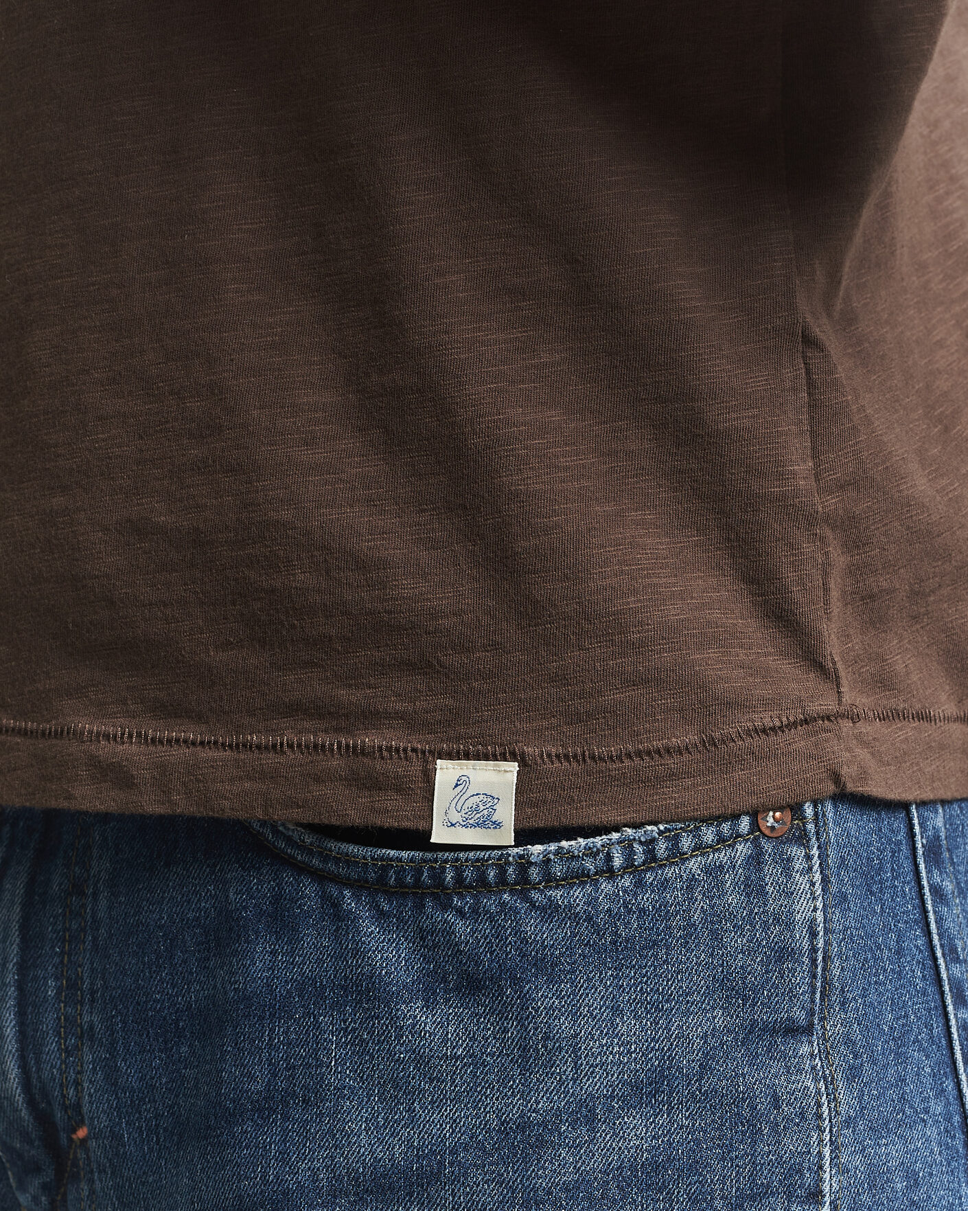 Herr | T-Shirts | Merz b. Schwanen | Organic Pima Cotton Slub Crew Neck T-Shirt Chocolate