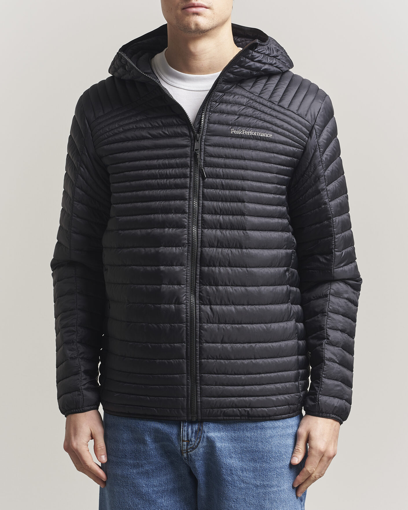 Herr | Jackor | Peak Performance | Monolight Insulated Hooded Jacket Black