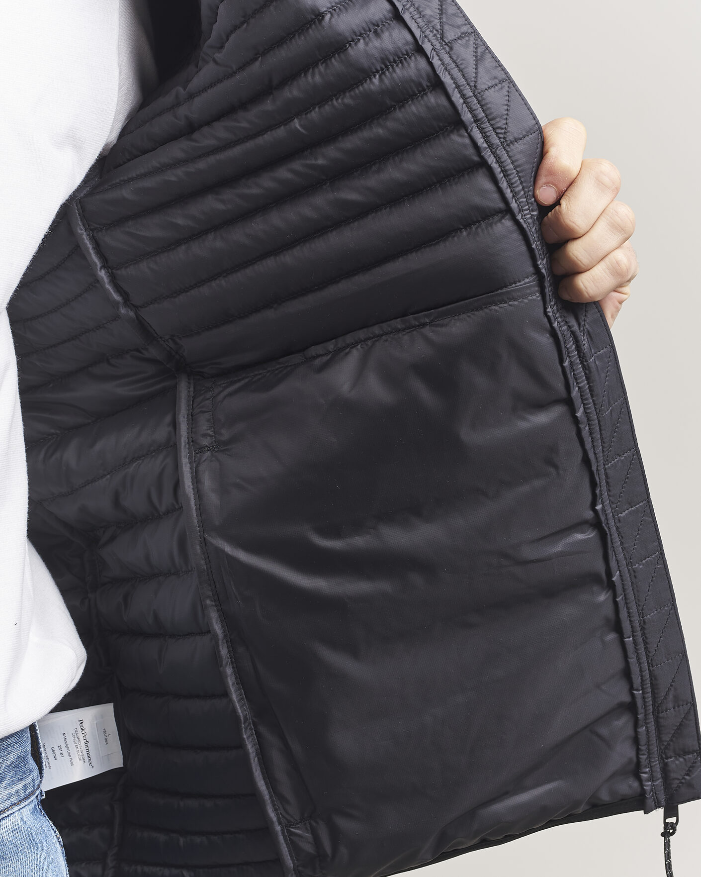 Herr | Jackor | Peak Performance | Monolight Insulated Hooded Jacket Black