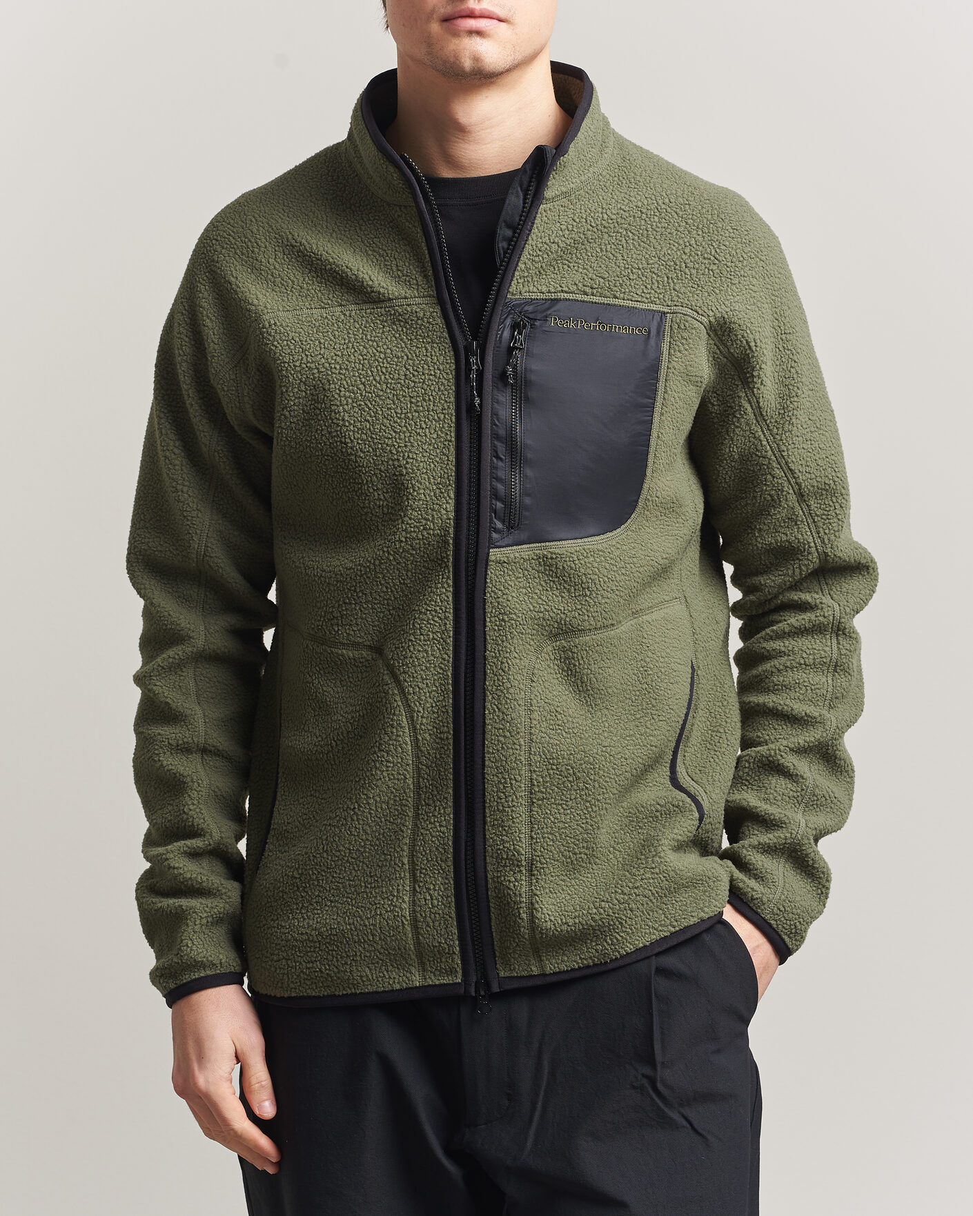 Herr | Tröjor | Peak Performance | Nature Rush Pile Full Zip Pine Needle