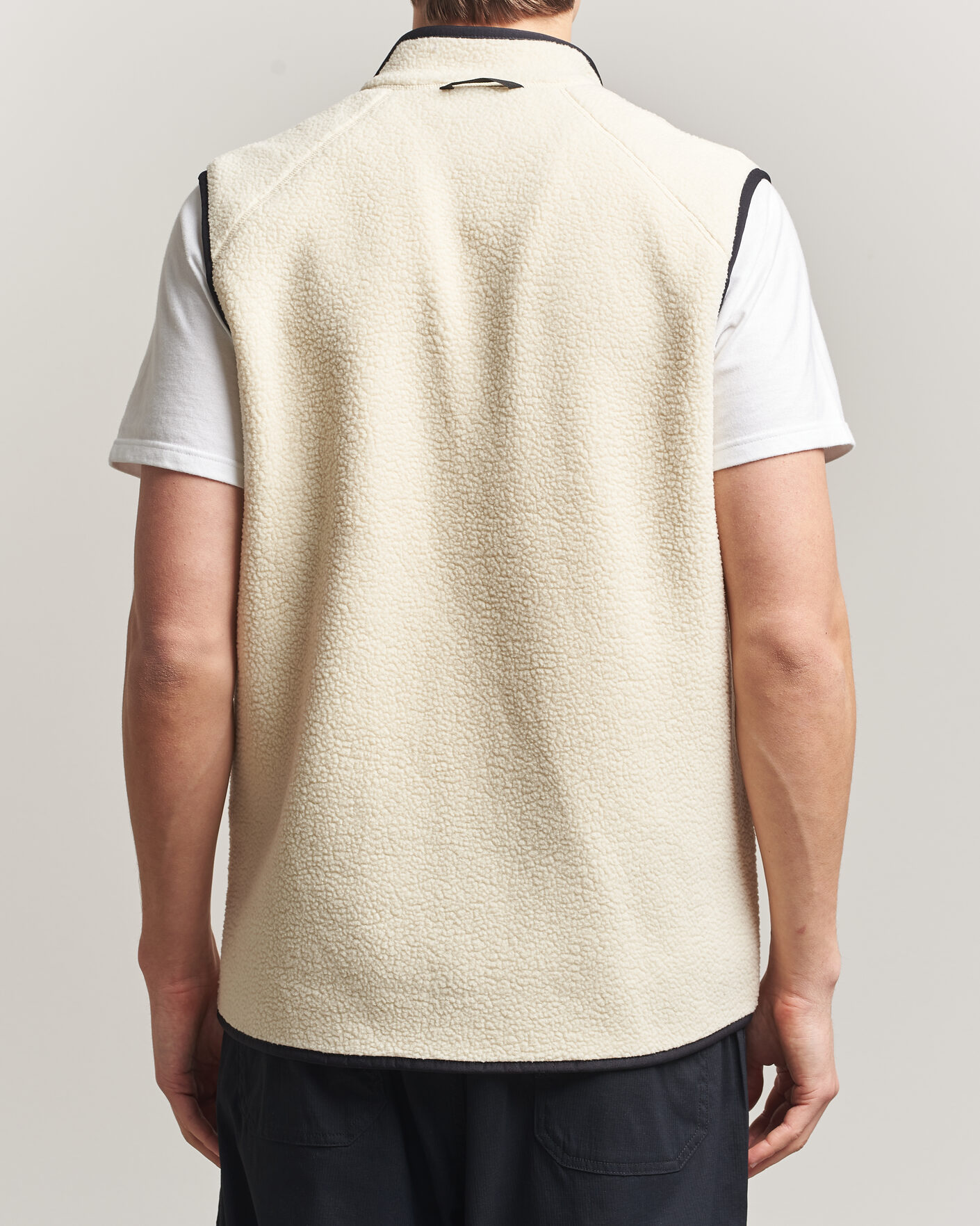 Herr | Västar | Peak Performance | Nature Rush Pile Vest Sand Fog