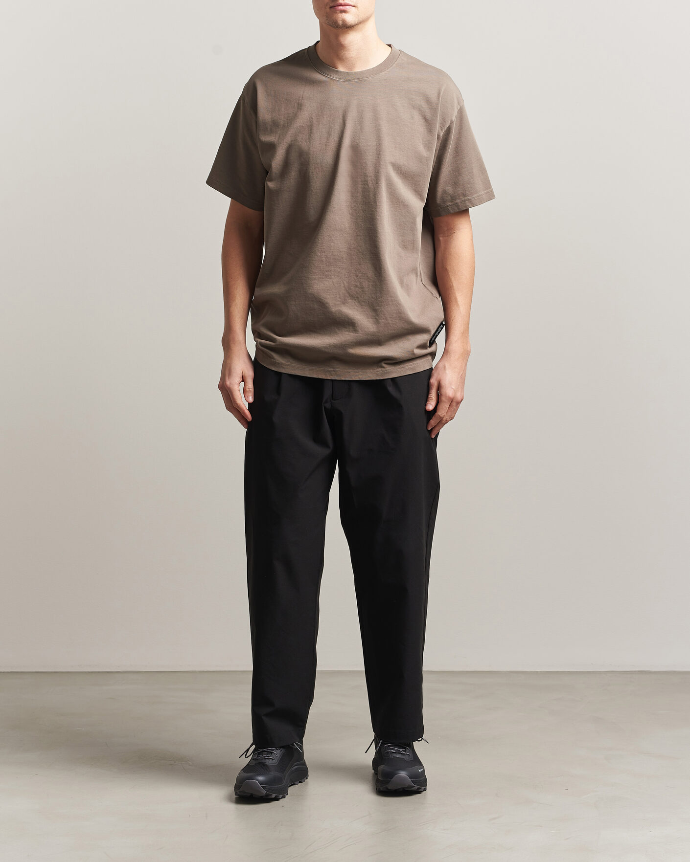 Herr | T-Shirts | Peak Performance | Heavy Cotton T-Shirt Terrian Tan