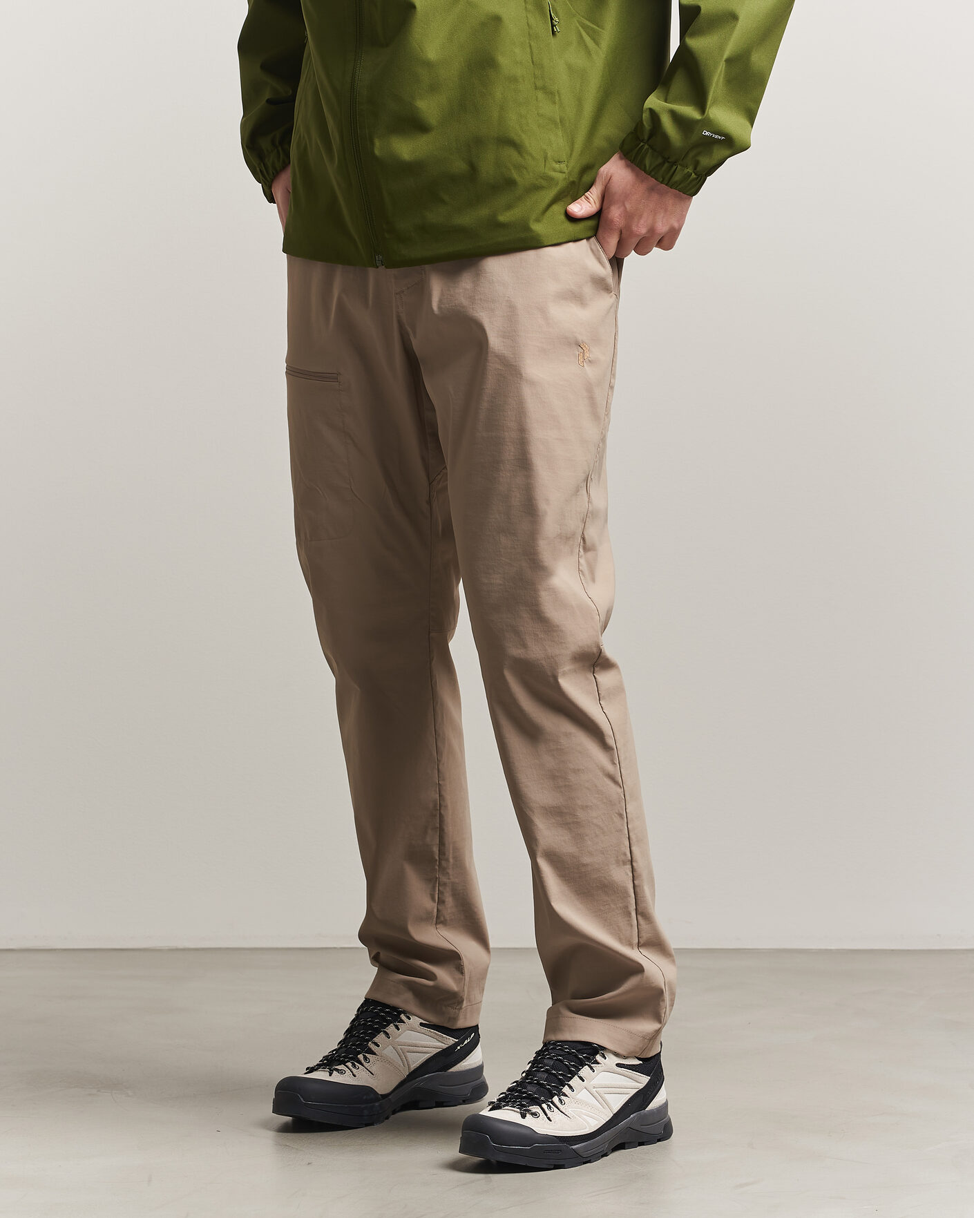Herr | Byxor | Peak Performance | Iconiq Pants Avid Beige
