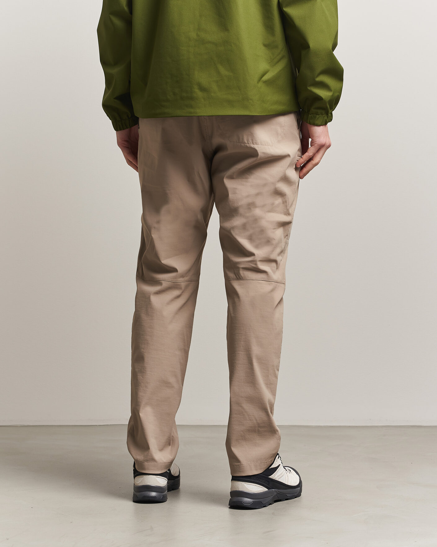 Herr | Byxor | Peak Performance | Iconiq Pants Avid Beige