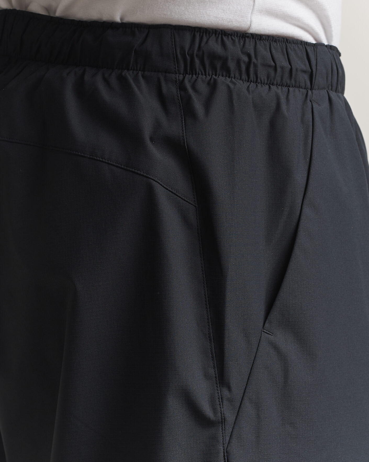 Herr | Byxor | Peak Performance | Outdoor Cargo Pants Black
