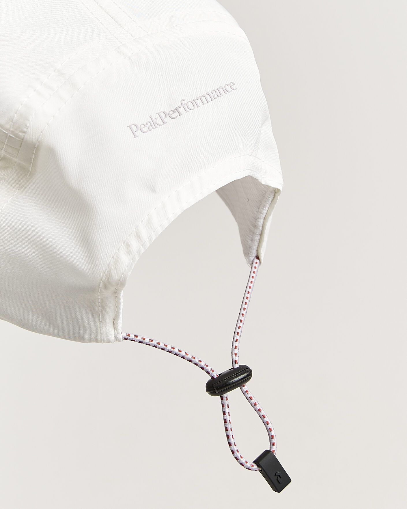 Herr | Hattar & kepsar | Peak Performance | Lightweight Cap White/Sand Fog