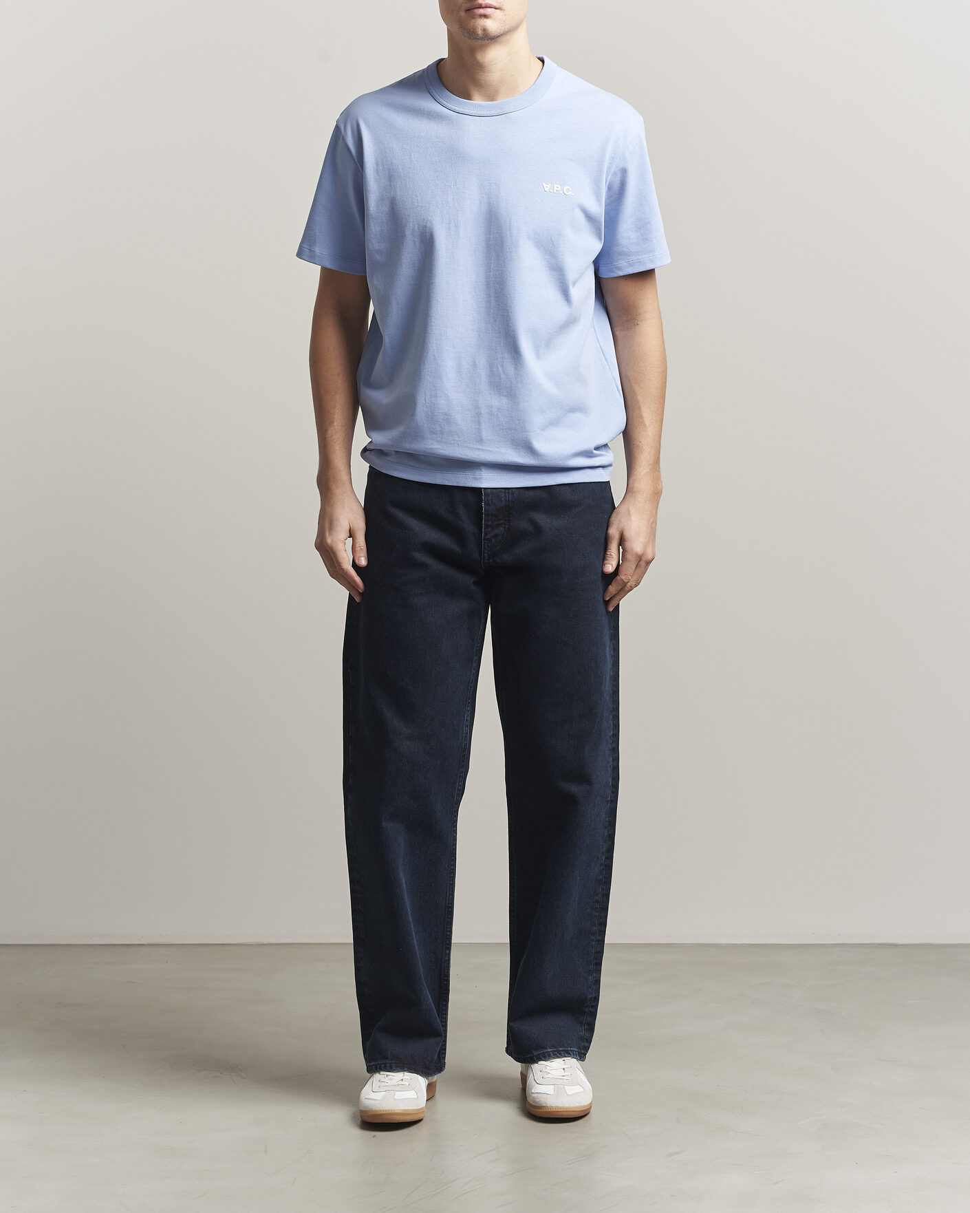Herr | T-Shirts | A.P.C. | Boxy Fit Petit VPC T-Shirt Light Blue