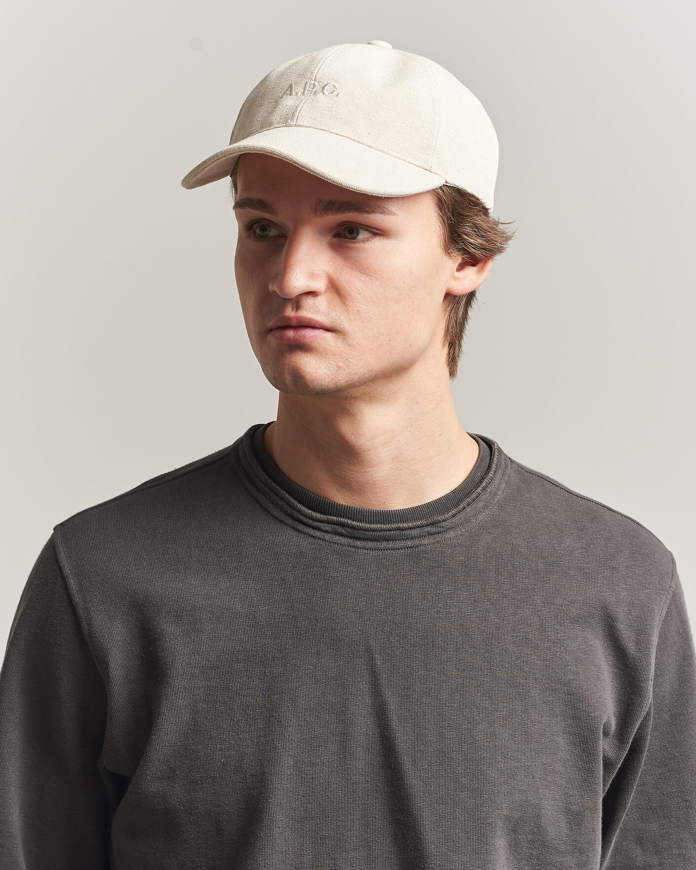 Herr | Hattar & kepsar | A.P.C. | Charlie Baseball Cap Ecru