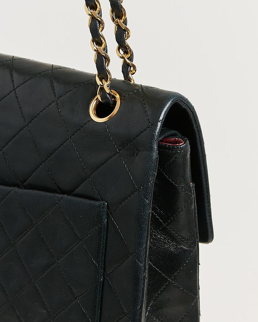 Herr | Pre-Owned & Vintage Bags | Chanel Pre-Owned | Single Flap Bag Lambskin Black
