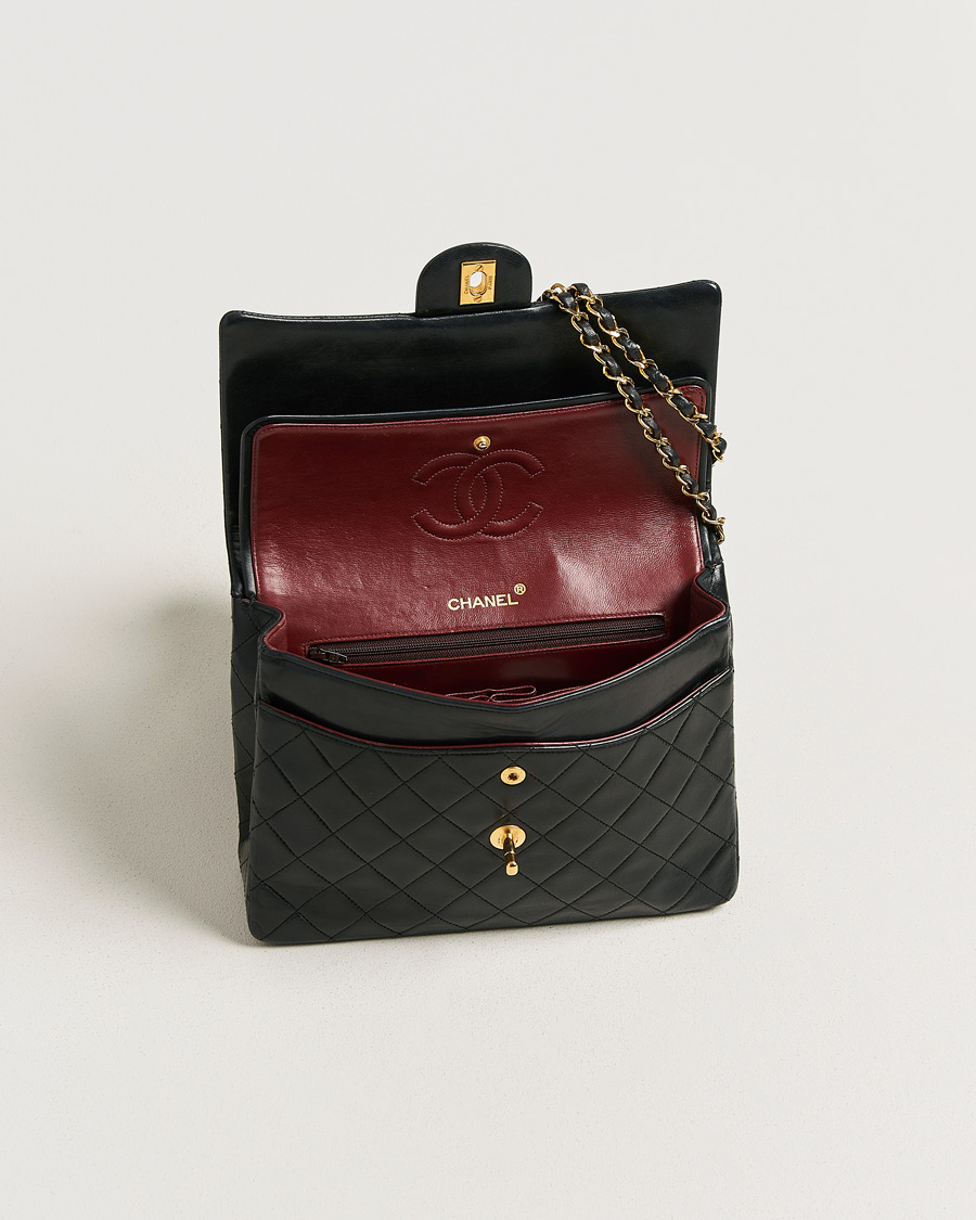 Herr | Pre-Owned & Vintage Bags | Chanel Pre-Owned | Single Flap Bag Lambskin Black