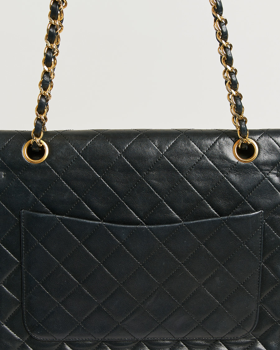 Herr | Pre-Owned & Vintage Bags | Chanel Pre-Owned | Classic Double Flap Small Lamskin Black