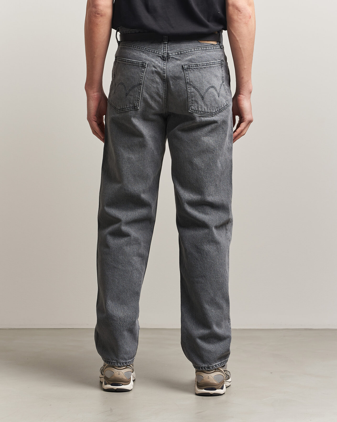 Herr | Skjortor | EDWIN | Loose Straight Jeans Washed Grey