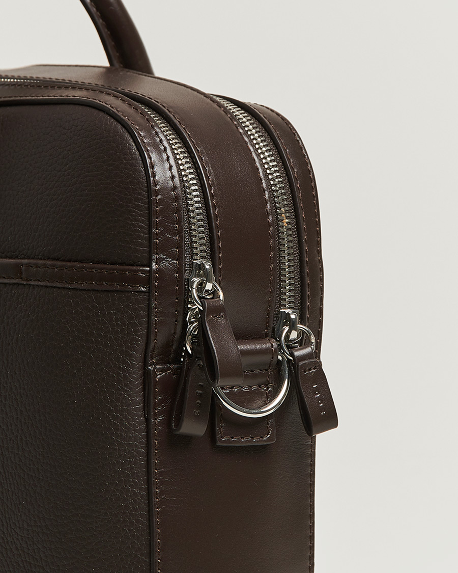 Herr | Väskor | Tiger of Sweden | Burin Grained Leather Briefcase Dark Brown