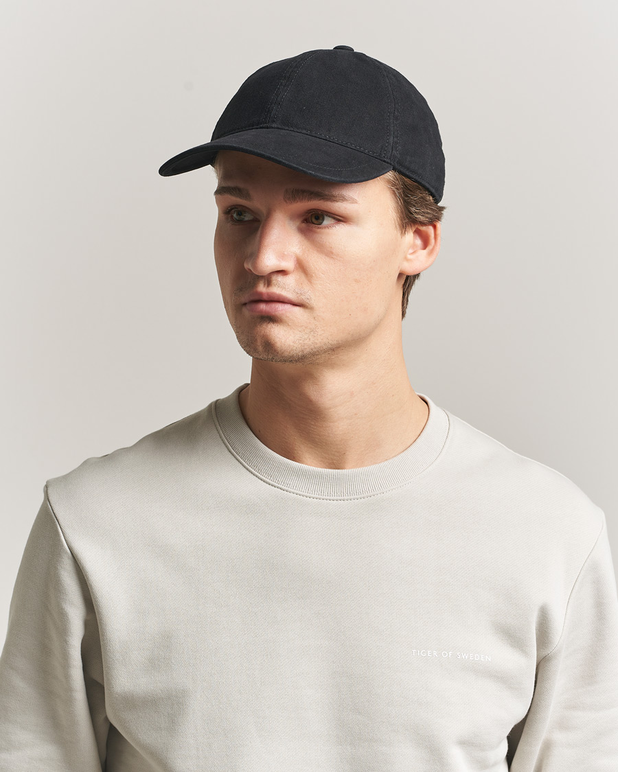 Herr | Hattar & kepsar | Tiger of Sweden | Hent Washed Cap Black