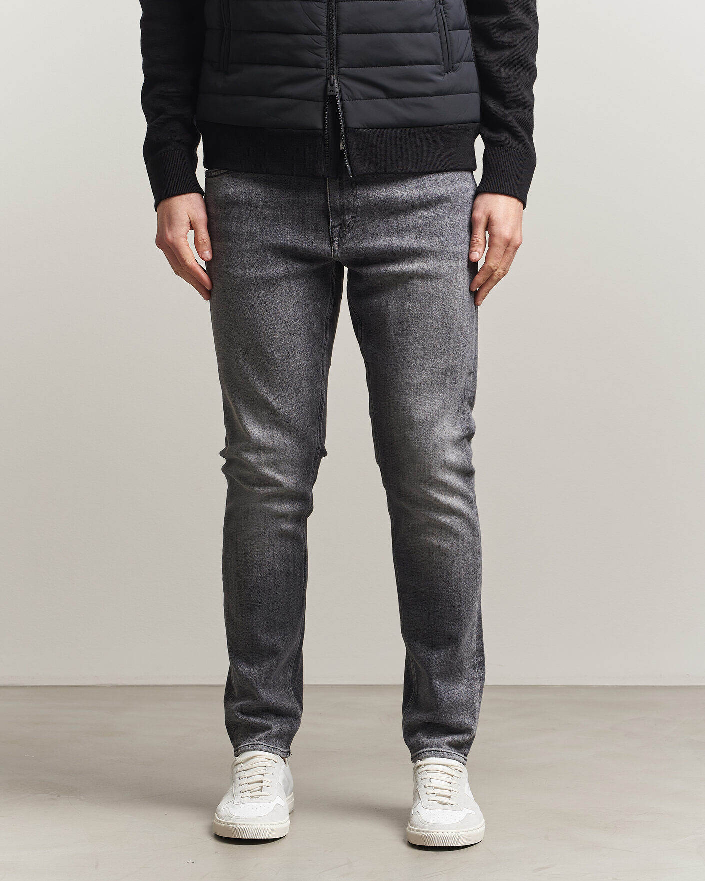 Herr | Jeans | Tiger of Sweden | Evolve Jeans Washed Black