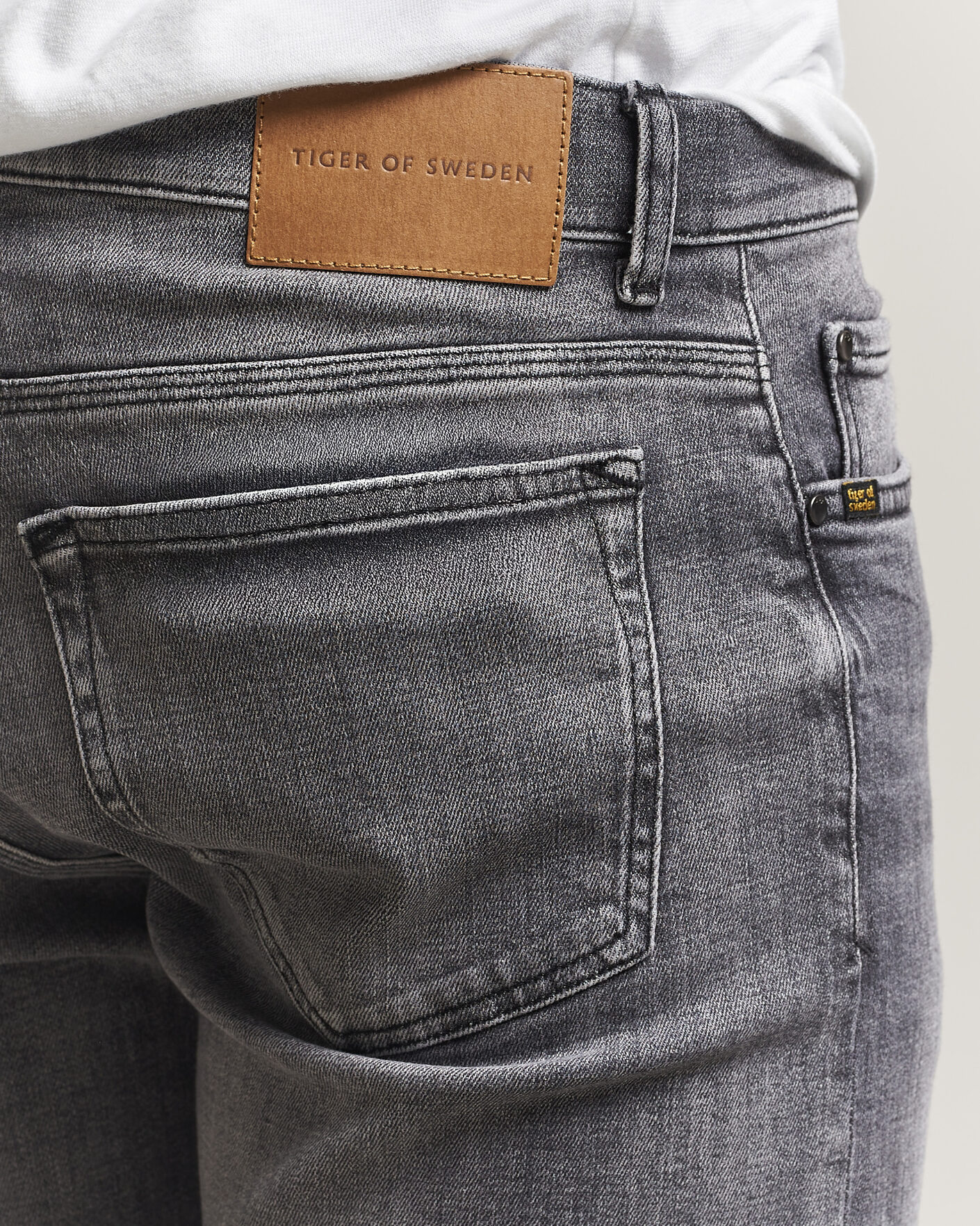 Herr | Jeans | Tiger of Sweden | Evolve Jeans Washed Black