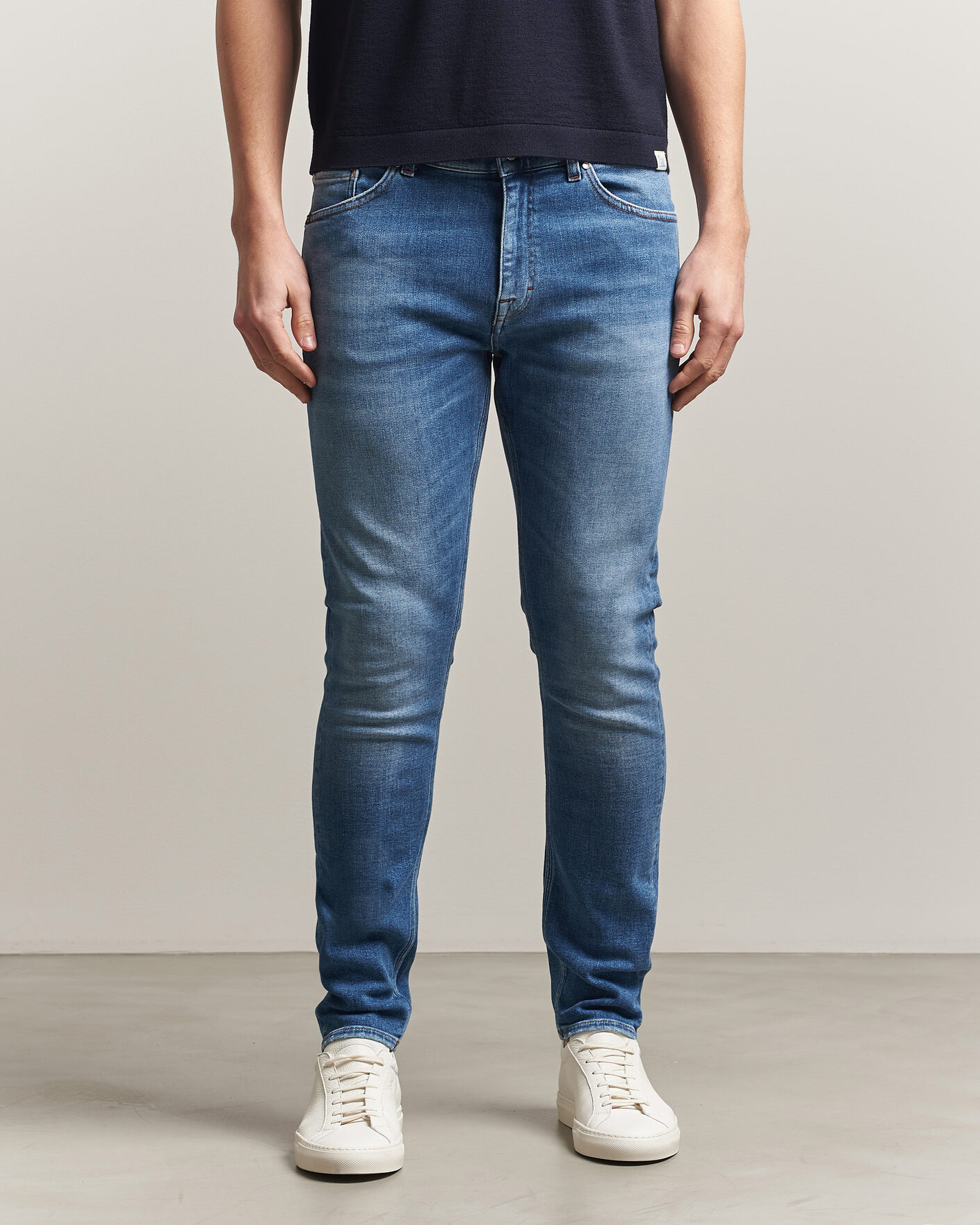Herr | Byxor | Tiger of Sweden | Evolve Jeans Medium Blue