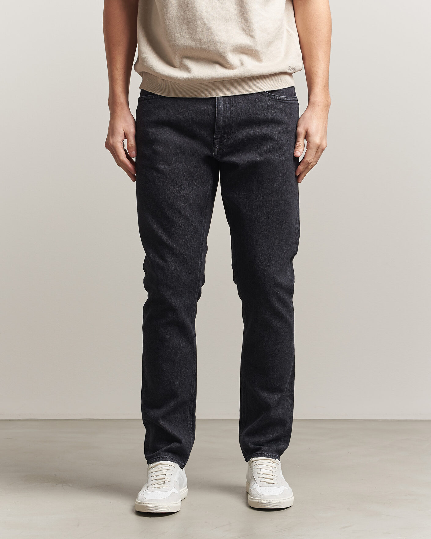 Herr | Byxor | Tiger of Sweden | Pistolero Jeans Washed Black